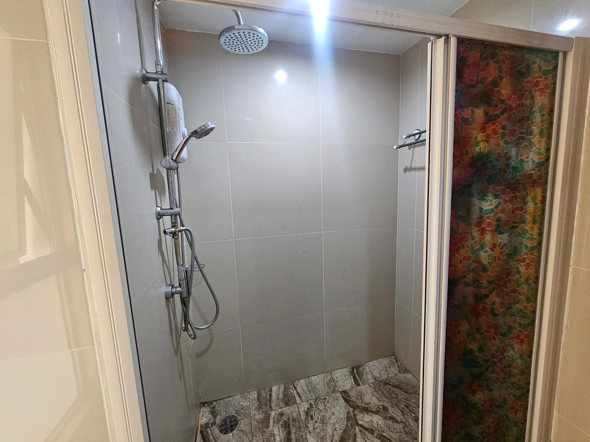 For RentCondoOnnut, Udomsuk : Buy new curtains for every room, beautiful room, cheap to rent, 2 bedrooms, 2 bathrooms, S&S Sukhumvit 101.