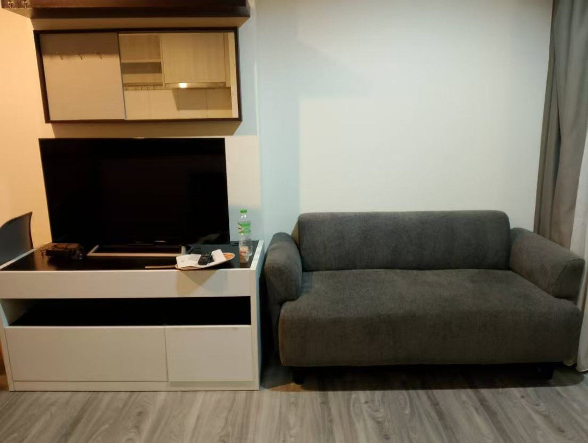 ขายคอนโดแจ้งวัฒนะ เมืองทอง : Aspire Ngamwongwan 28sqm  Condo for Sale   1.60M  (negotiable)