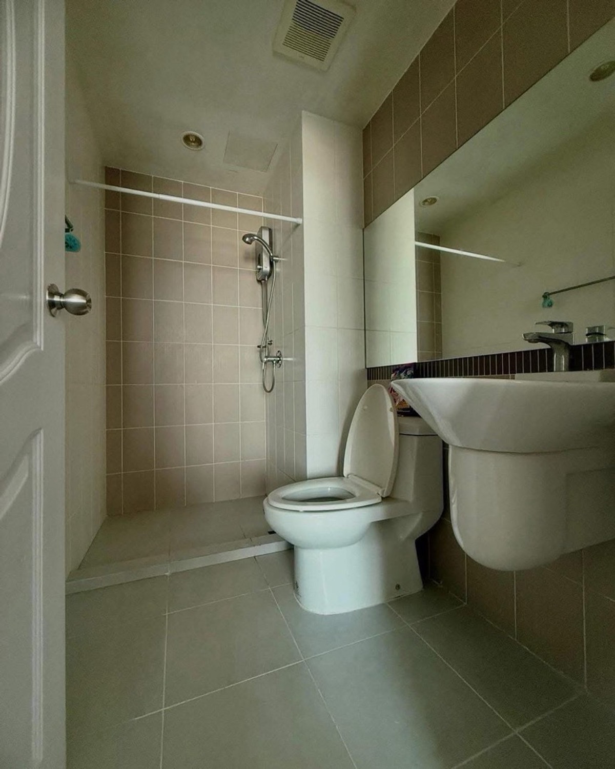 ให้เช่าคอนโดบางซื่อ วงศ์สว่าง เตาปูน : ให้เช่าด่วน ใกล้mrtเตาปูน🔥🔥