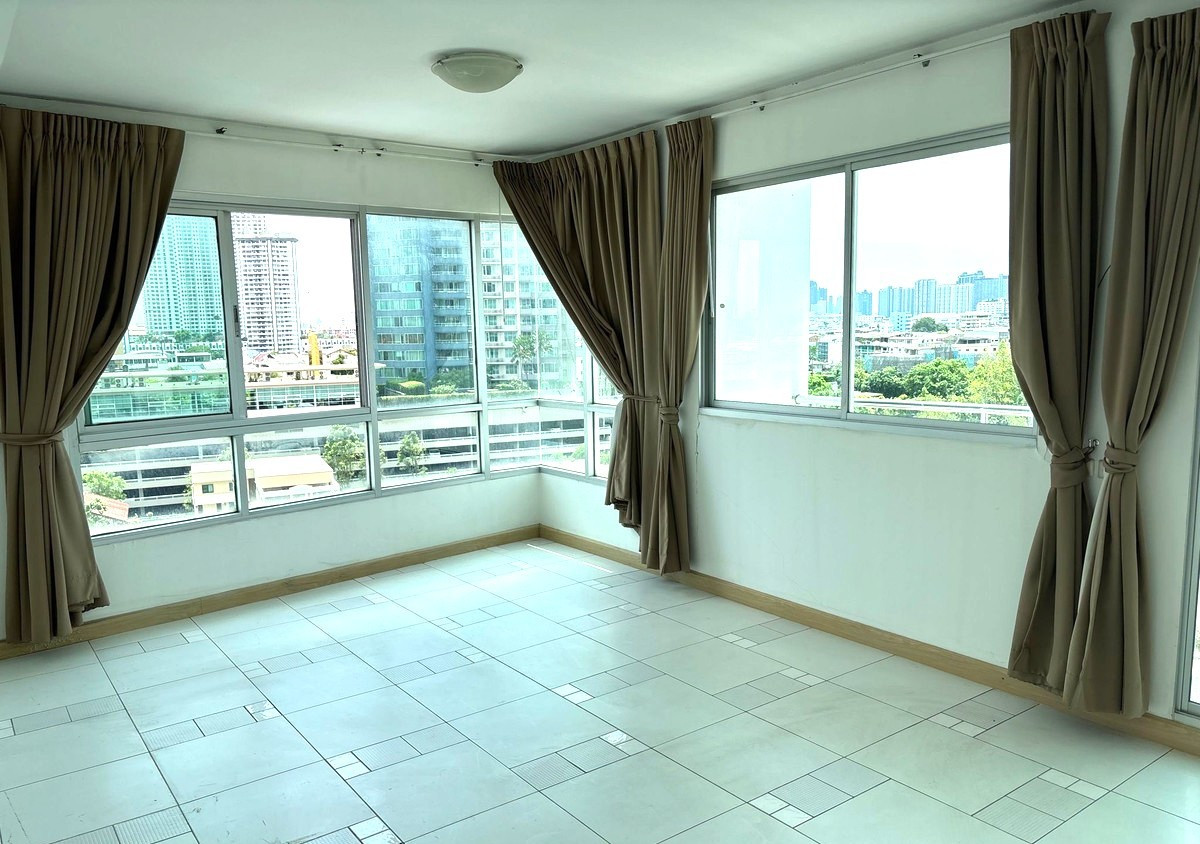 ขายคอนโดวงเวียนใหญ่ เจริญนคร : ขายด่วน! ศุภาลัย ริเวอร์ เพลส เจริญนคร 44 ตร.ม. ราคาดีเพียง 2.4 ล้าน