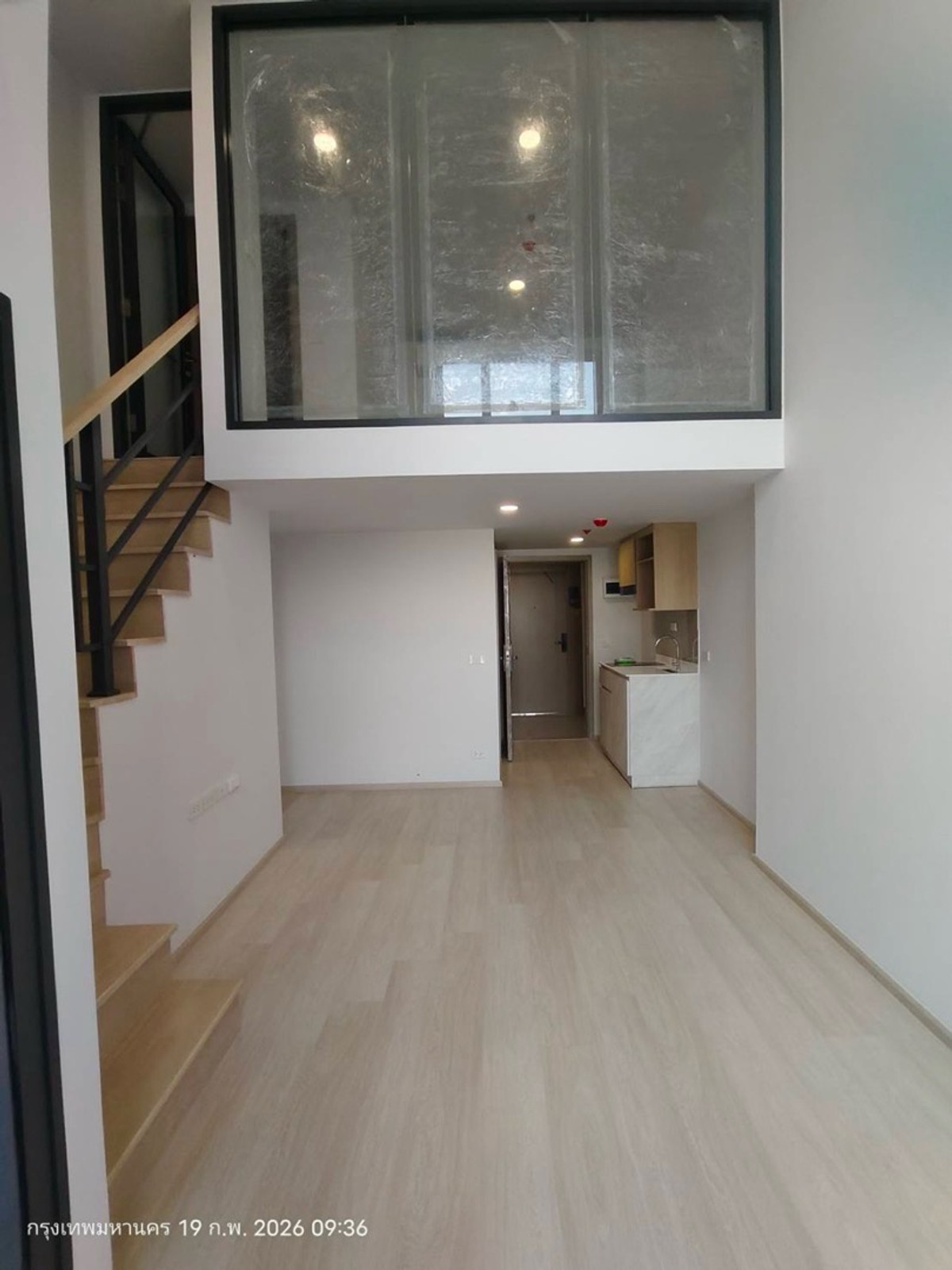 ขายคอนโดอารีย์ อนุสาวรีย์ : 🏙️ 📣Aspire วิภา–วิคตอรี่ |ขายห้อง Rare Item แบบ 2 ชั้น เพดานสูง โปร่ง โล่ง เหมือนอยู่บ้านใจกลางเมือง เพดานสูง 