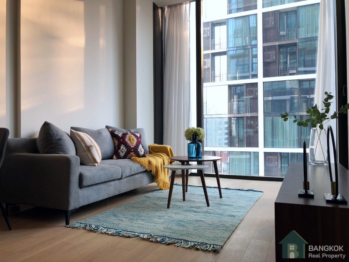 For RentCondoWitthayu, Chidlom, Langsuan, Ploenchit : 28 Chidlom | Stylish Spacious 1 Bed 5 mins walk to Chit Lom BTS
