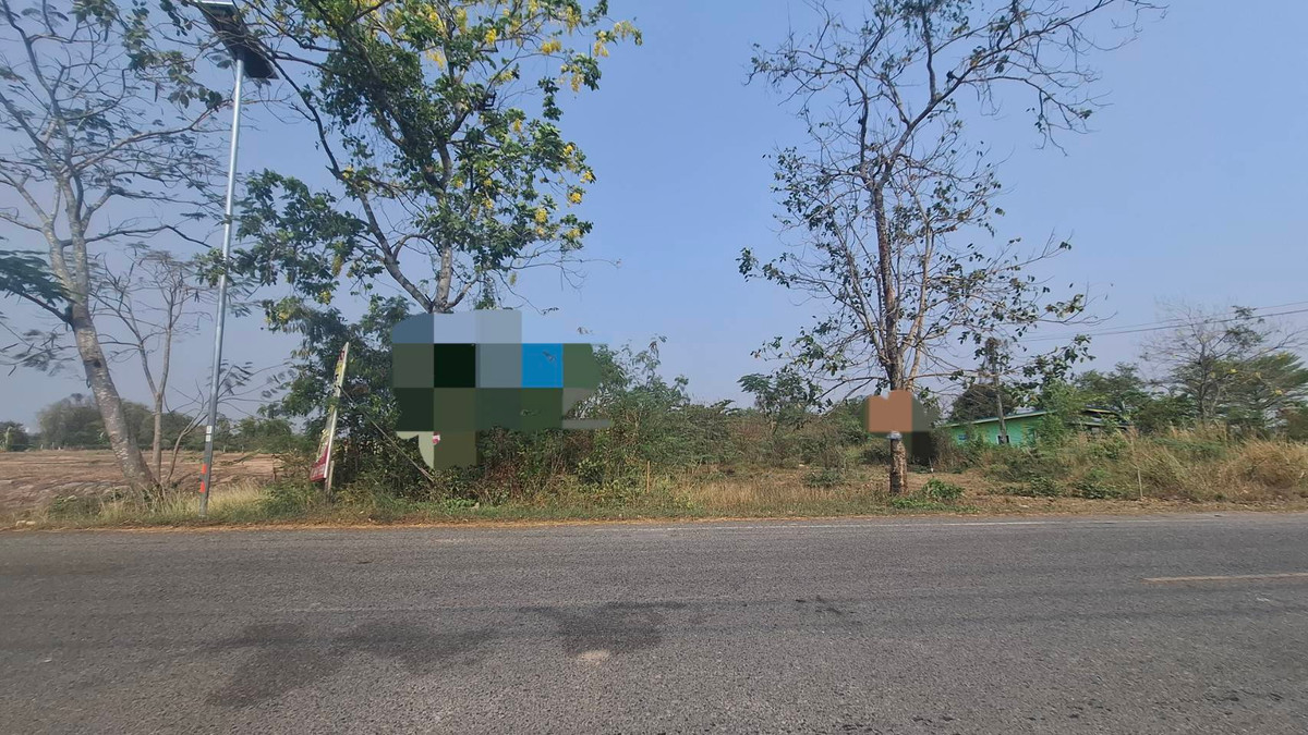 ขายที่ดินนครนายก : ที่ดินถมแล้ว 4 ไร่ 2 งาน บ้านพริก อ.บ้านนา-นครนายก ติดถนนสาธารณะ พร้อมปลูกบ้านได้ทันที