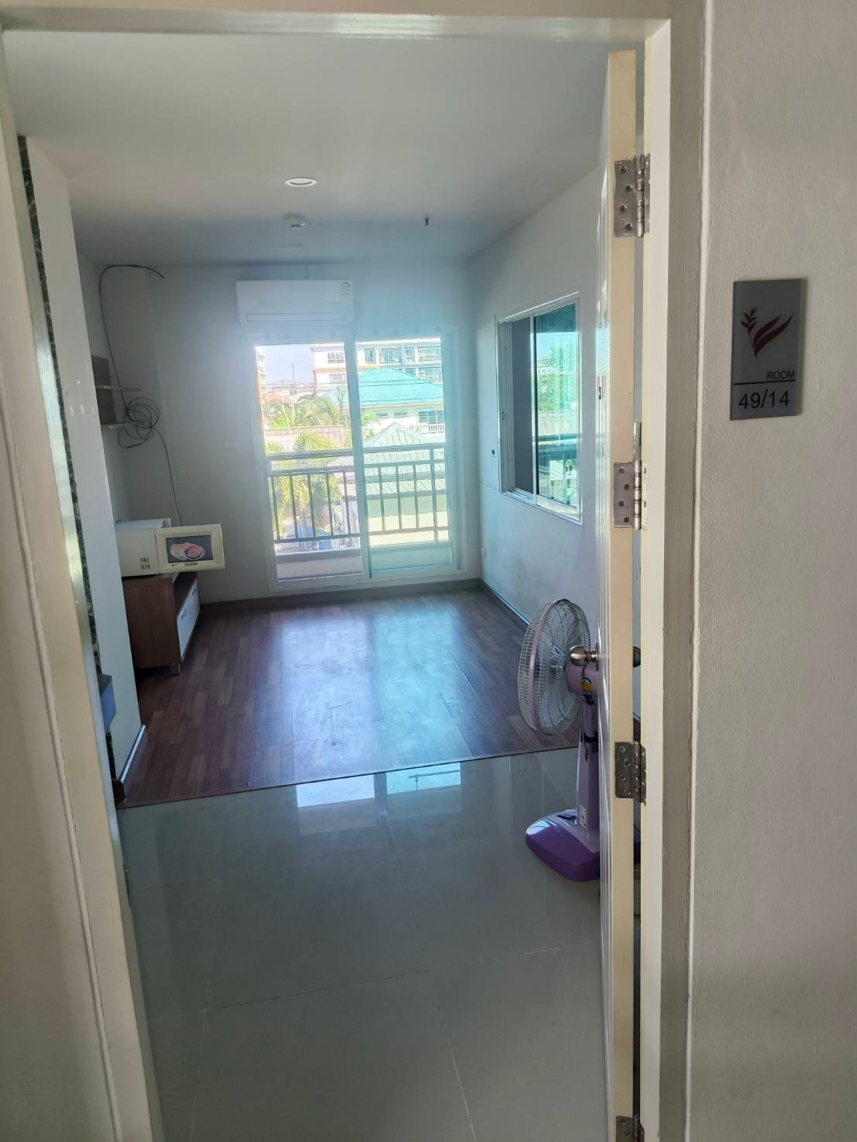 คอนโดลาดพร้าว101 แฮปปี้แลนด์ : ให้เช่า แอนนาคอนโด โพธิ์แก้ว 1 ชั้น 3 ห้องมุม ห้องเปล่า