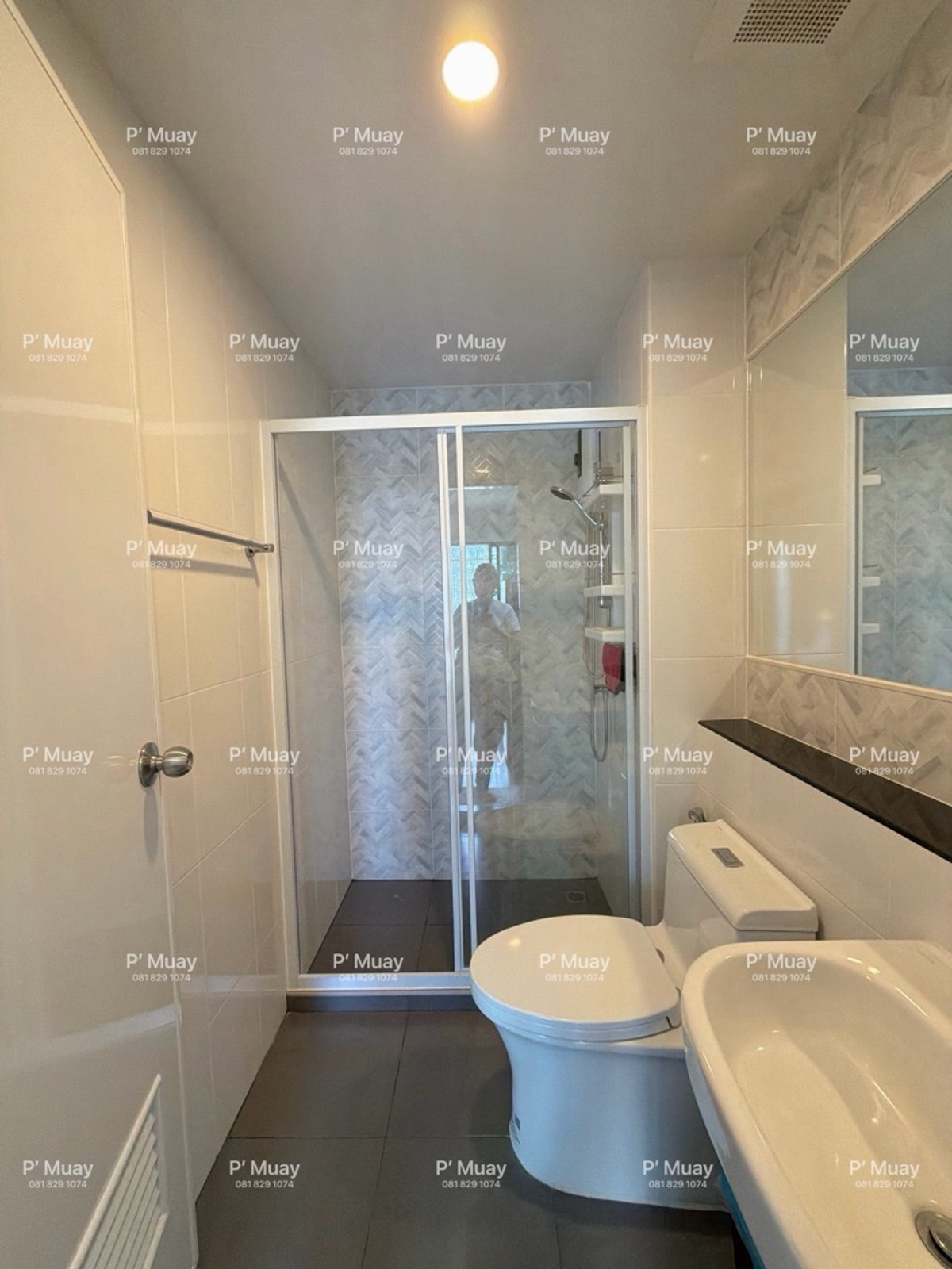 For RentCondoThaphra, Talat Phlu, Wutthakat : For rent, beautiful built-in room ✨ luxurious, next to the glam 🥣 electric stove + hood 🌪️ with Digital door lock 📱 🩷 rent 13,000 baht #Regent Home Wutthakat