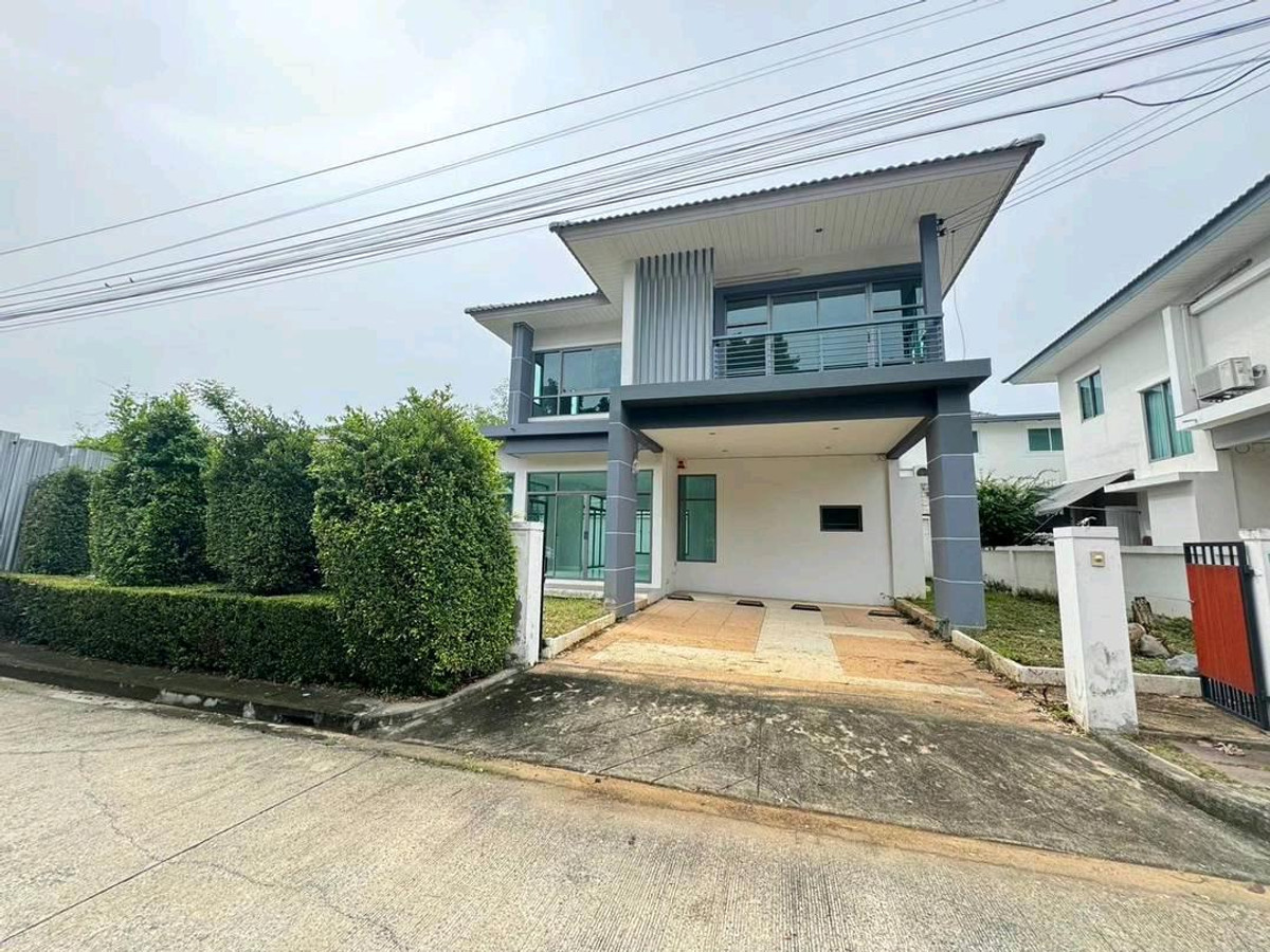 HouseSeri Thai, Ramkhamhaeng Nida : Perfect Place Village Ramkhamhaeng-Suvarnabhumi 2 Perfect Place Ramkhamhaeng Suvannabhumi2 Newly renovated detached house  Opposite the garden, good atmosphere.