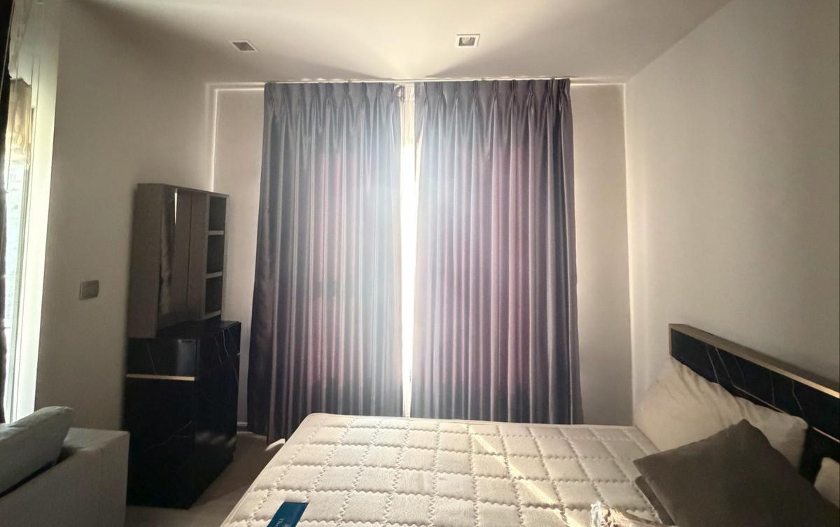 For RentCondoRama9, Petchburi, RCA : 15k🔥Special price Condo for rent near MRT Rama 9 | Life asoke rama9 | New CBD location surrounded by department stores.