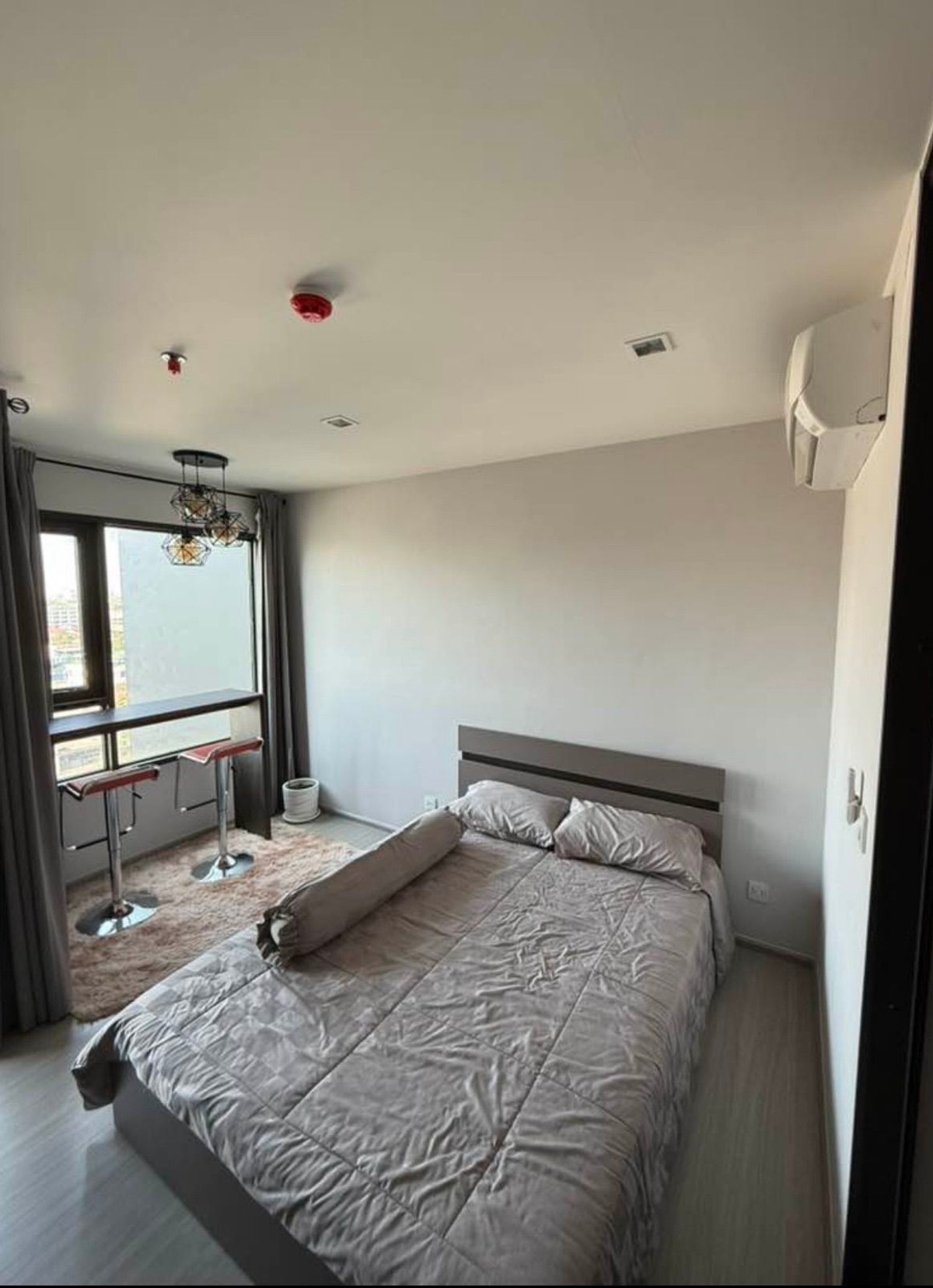 For SaleCondoThaphra, Talat Phlu, Wutthakat : Sale!! Condo Sathorn, Talat Phlu zone, location near BTS | at Life Sathorn Sierra, size 29 sq m.