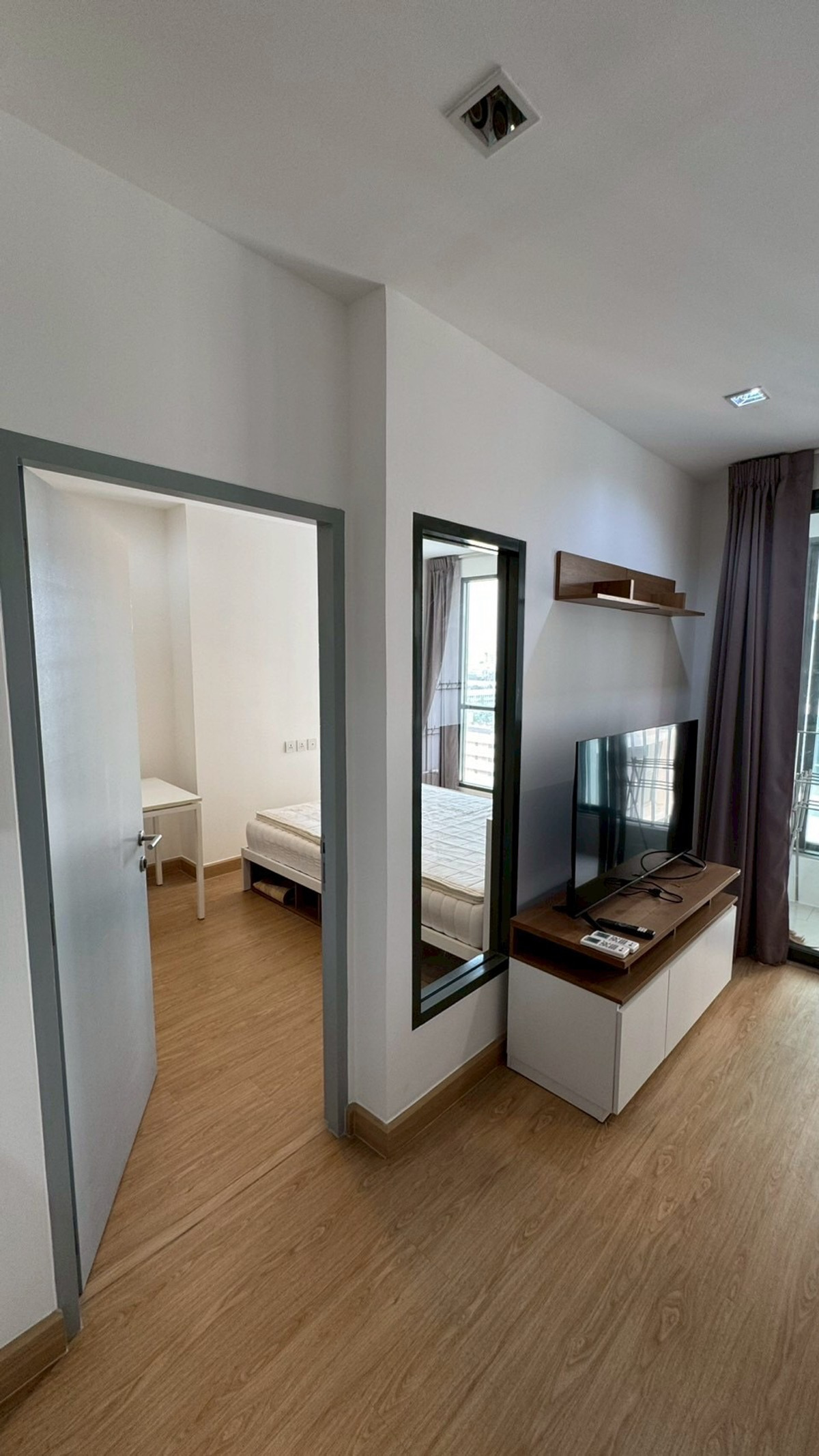 For RentCondoRatchathewi,Phayathai : Condo for rent Ideo Mobi Phayathai