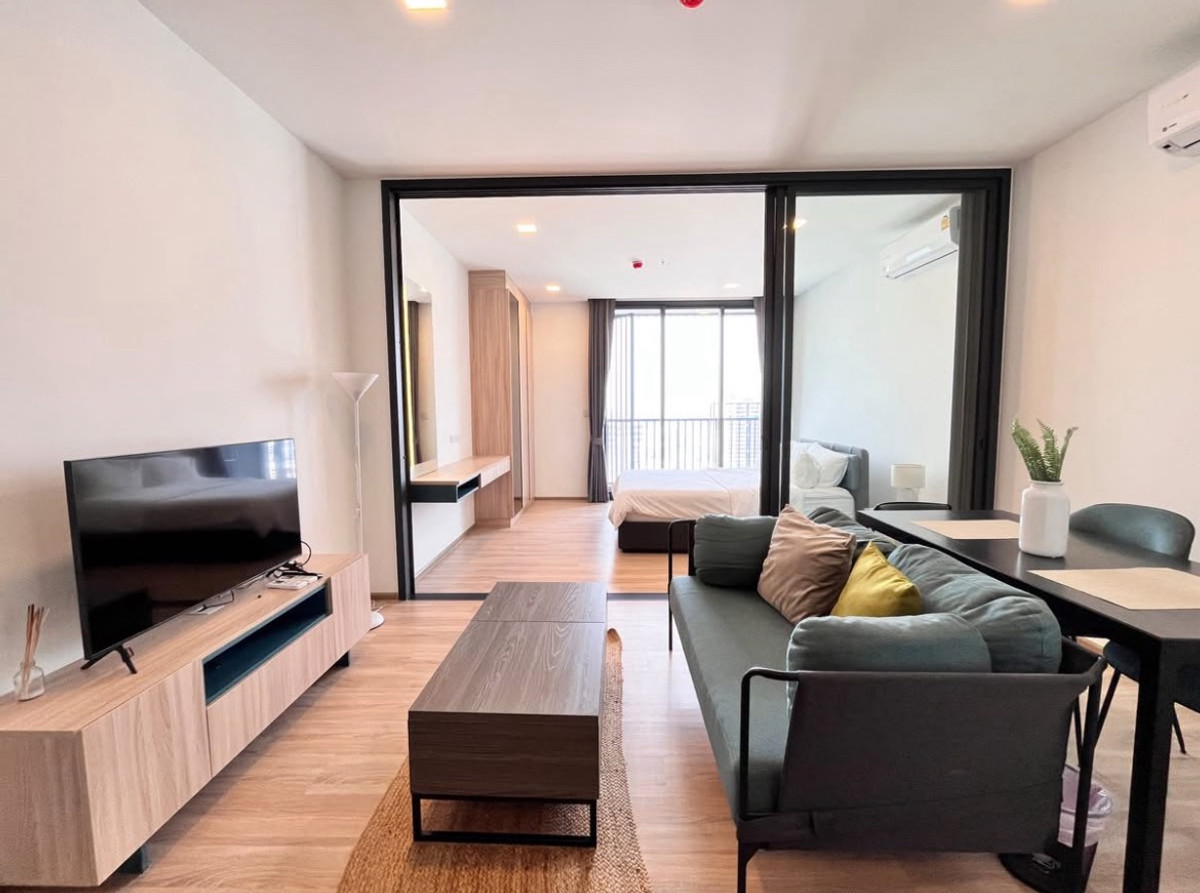 For RentCondoRatchathewi,Phayathai : Urgent rent, best price, available, ready to move, 5 unit XT Phayathai 1 bed 1 bath near bts phayathai