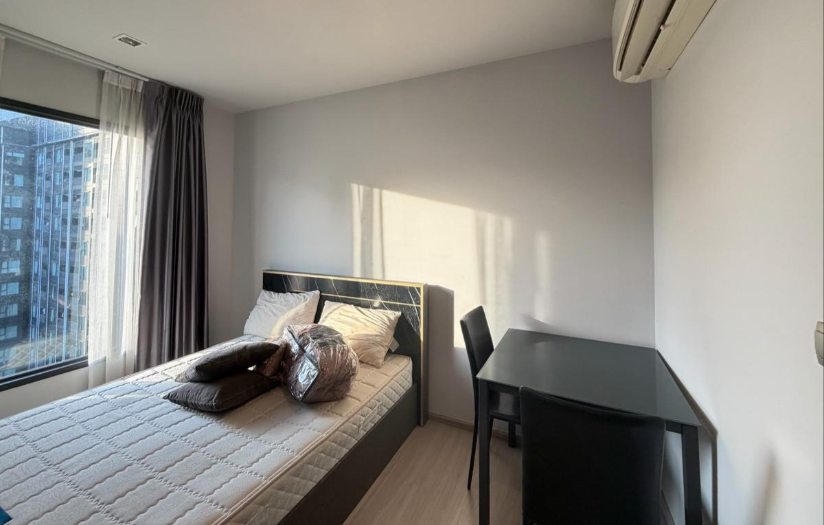 For RentCondoRama9, Petchburi, RCA : 15k🔥Special price Condo for rent near MRT Rama 9 | Life asoke rama9 | New CBD location surrounded by department stores.