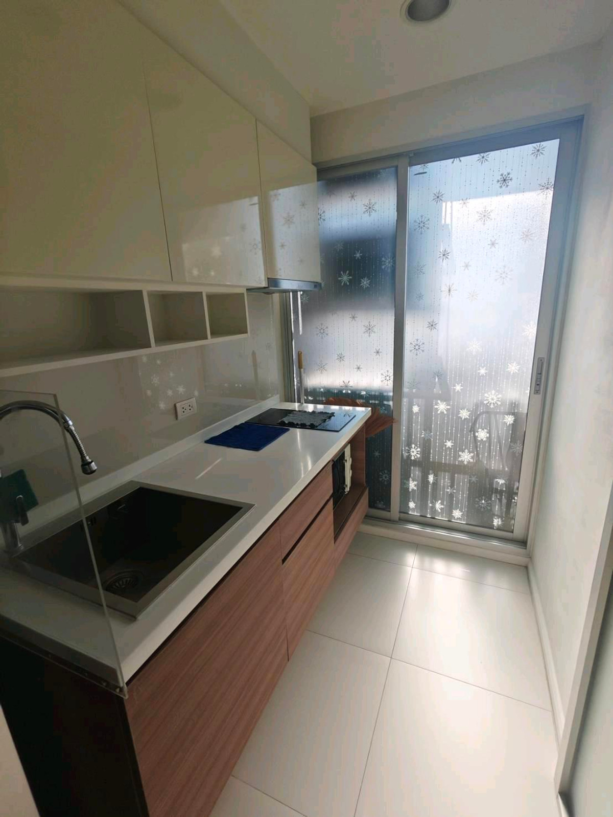 For RentCondoSathorn, Narathiwat : Available room for rent, 1 bedroom, 1 bathroom, Fuse Chan, Sathorn.