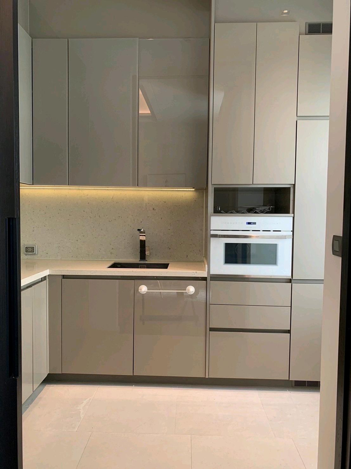 For RentCondoSukhumvit, Asoke, Thonglor : 📌For RENT | The Diplomat Sukhumvit 39 - 1BR (54 sqm) 60,000 Bottom 50,000 THB