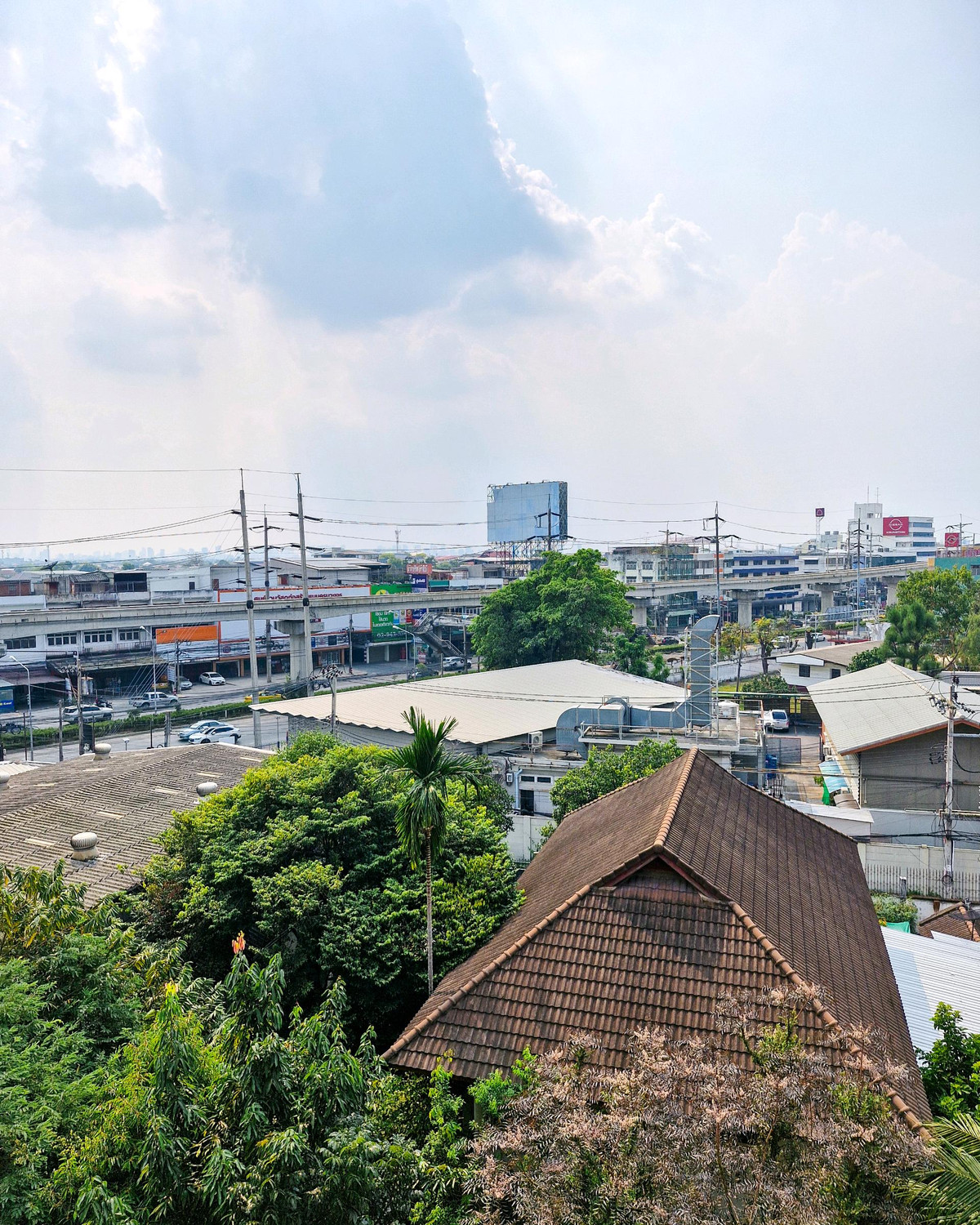 ขายคอนโดนวมินทร์ รามอินทรา : เจ้าของขายเอง📍ดี คอนโด รามอินทรา (D Condo Ramindra) | คอนโดรีโนเวทใหม่🌟 สวยหรูเหมือนอยู่โรงแรม | เพียง 500 เมตร จาก 🚆สถานีมัยลาภ