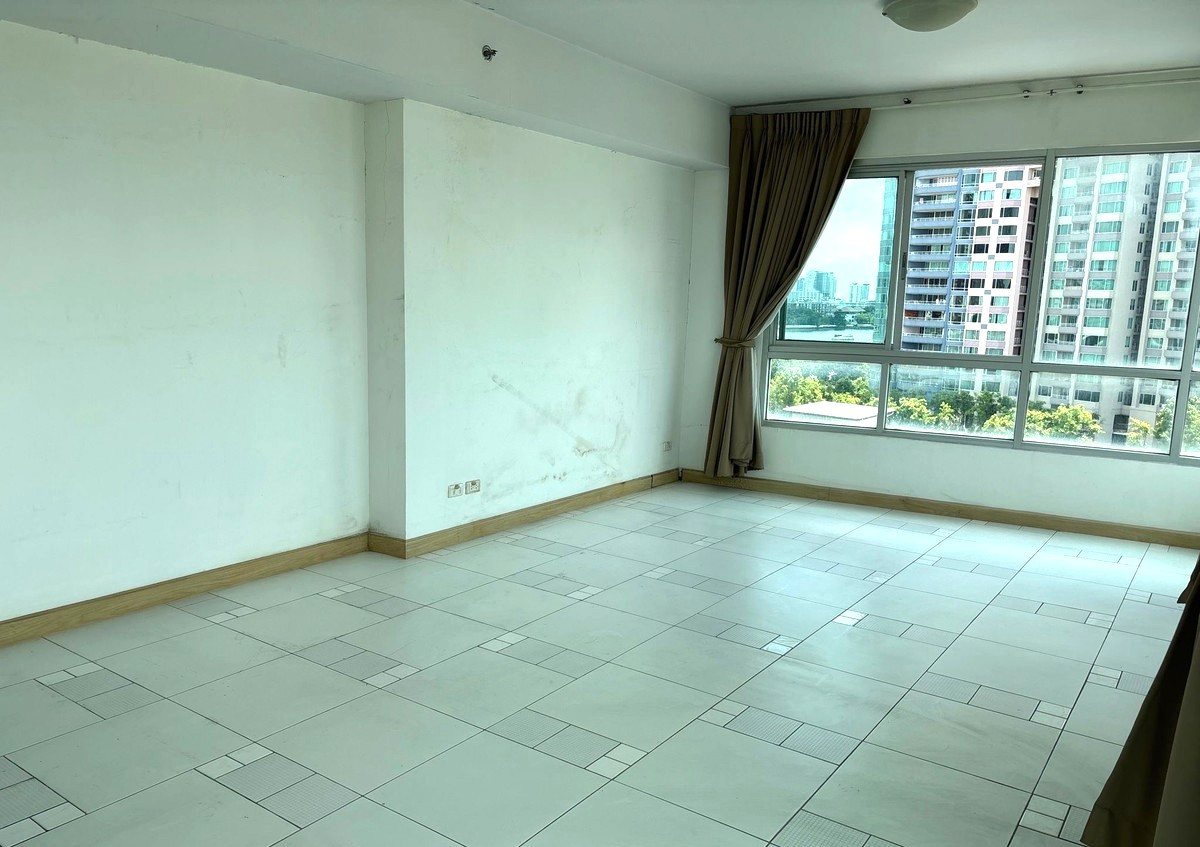 ขายคอนโดวงเวียนใหญ่ เจริญนคร : ขายด่วน! ศุภาลัย ริเวอร์ เพลส เจริญนคร 44 ตร.ม. ราคาดีเพียง 2.4 ล้าน