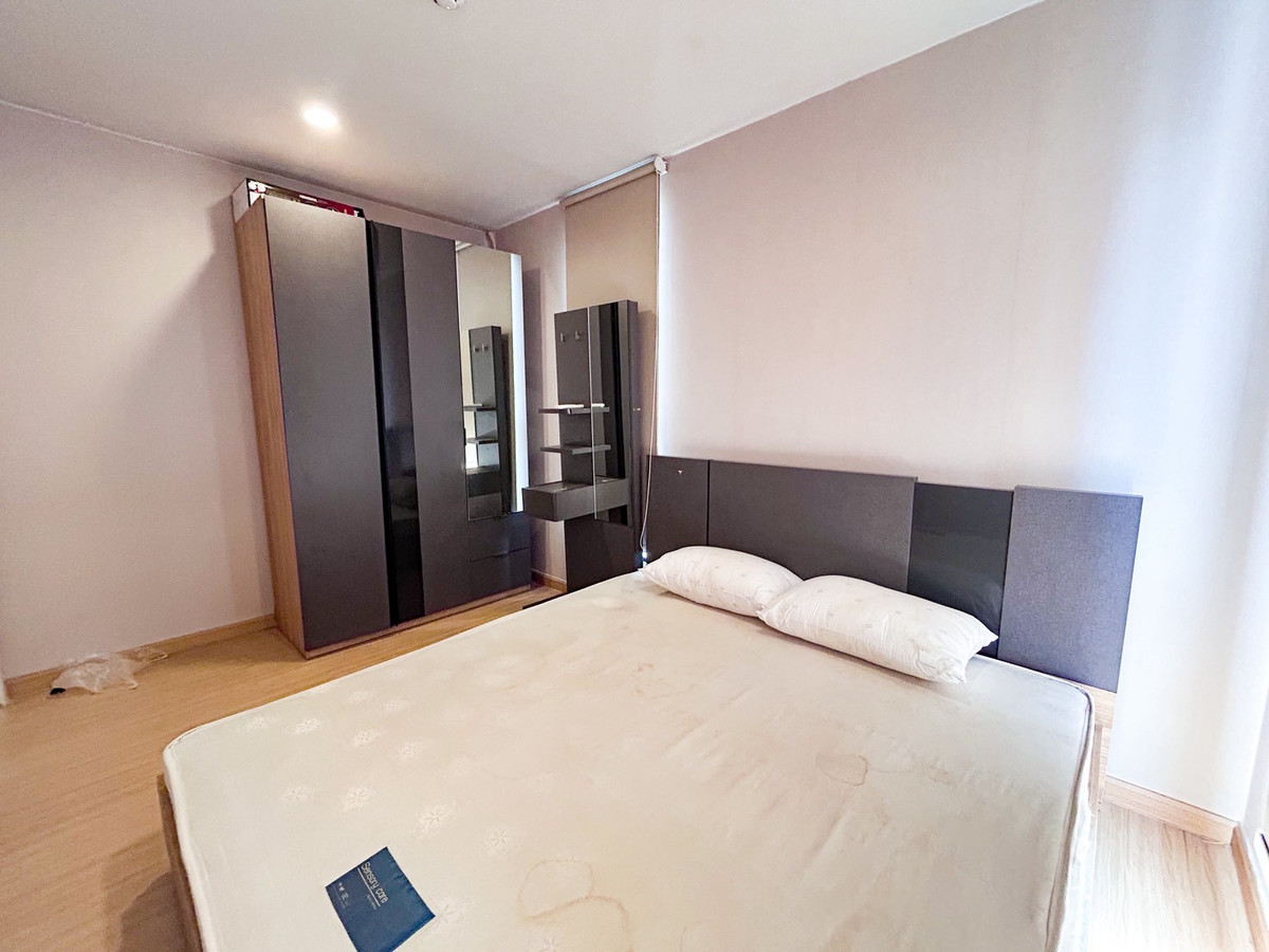 ให้เช่าคอนโดอ่อนนุช อุดมสุข : ห้องหัวมุม วิวสระว่ายน้ำ เช่า 2 ห้องนอน 1 ห้องน้ำ เดอะ ทรี อ่อนนุช สเตชั่น