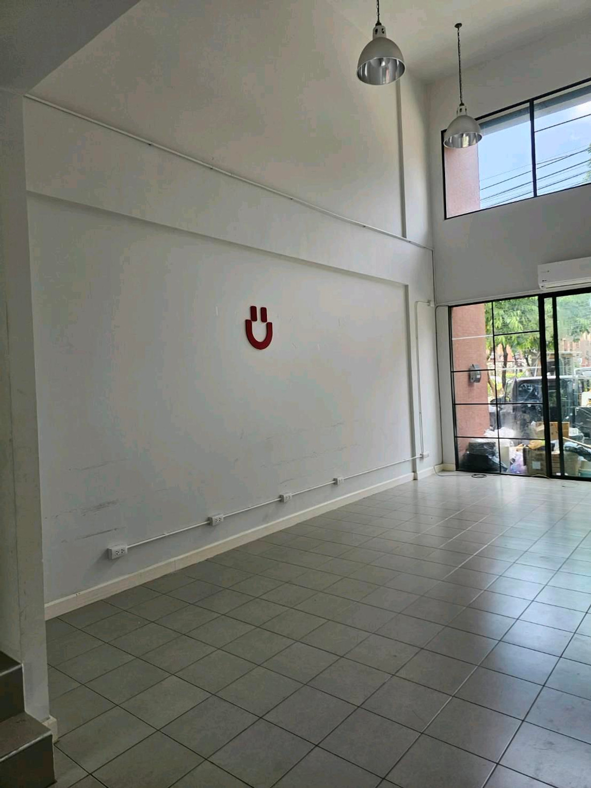 ให้เช่าอาคารพาณิชย์บางแค เพชรเกษม : ให้เช่าอาคารพาณิชย์3.5ชั้น สิริ อเวนิว เพชรเกษม 81   5 ห้องนอน 3 ห้องน้ำ  แอร์ 7ตัว. ทุกห้อง  ติดถนนเพชรเกษม81