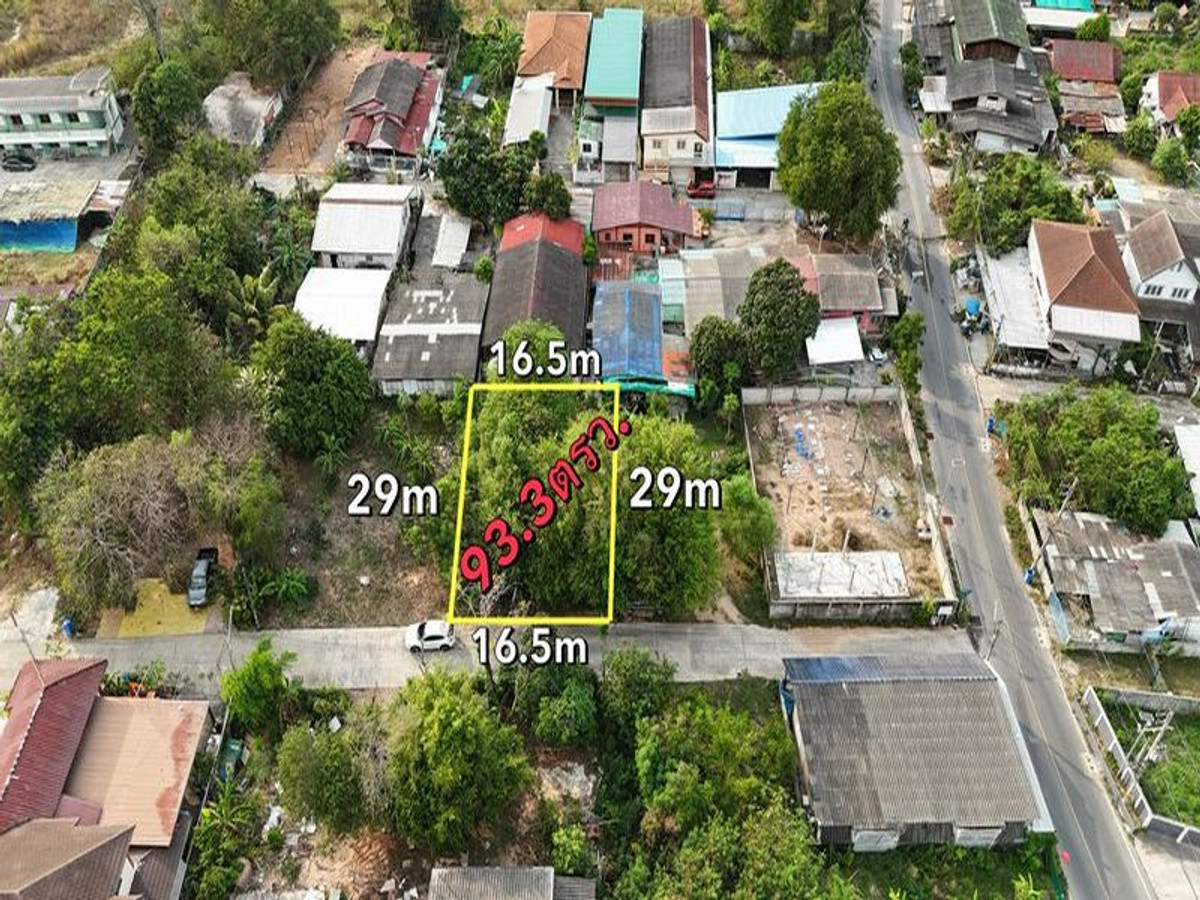 For SaleLandSriracha Laem Chabang Ban Bueng : Land for sale in Sriracha, on Khao Kilom Road, Soi Bo Kok. Quiet location, wide road.