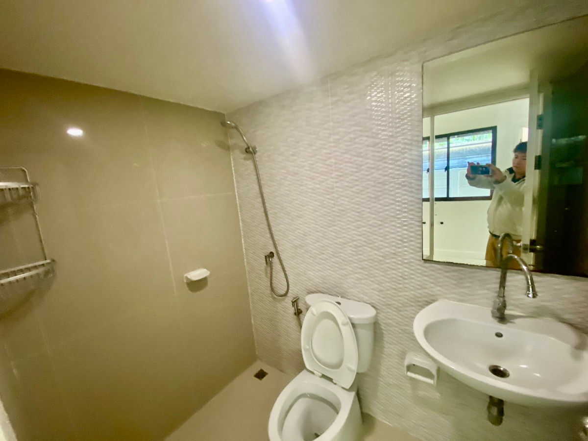 For SaleTownhomePattanakan, Srinakarin : For Sale: 2-Storey Townhome at Pruksa Ville 73 Pattanakarn 38 | Wide Frontage | Extra Space | Design It Your Way