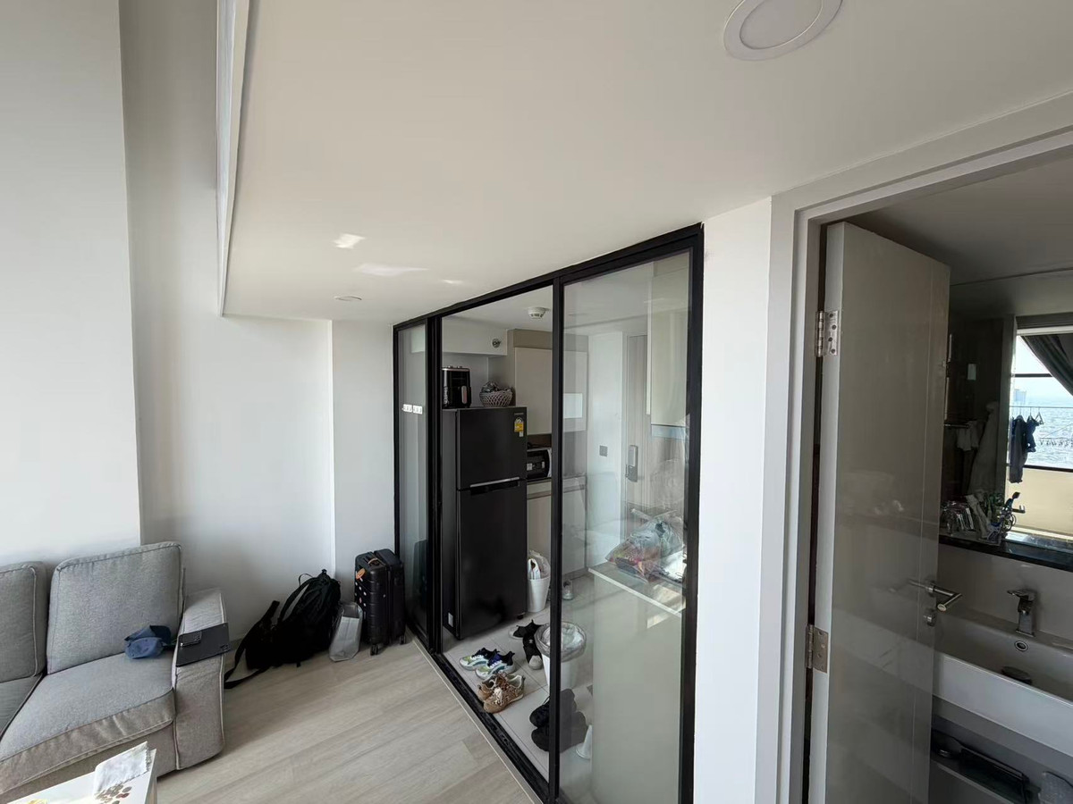 ให้เช่าคอนโดสาทร นราธิวาส : KnightsBridge Prime Sathon 37ตรม คอนโดลอฟท์ ให้เช่าเพียง 21000thb！