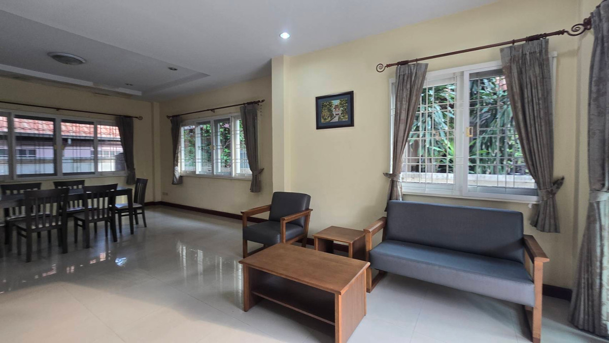 For SaleHousePathum Thani,Rangsit, Thammasat : 2-story detached house for sale, Than Mankong Village 1, Khlong Nueng, Khlong Luang, Pathum Thani, area 54.3 square wah, usable area 193 square meters, 3 bedrooms, 3 bathrooms, parking for 2 cars in the house.
