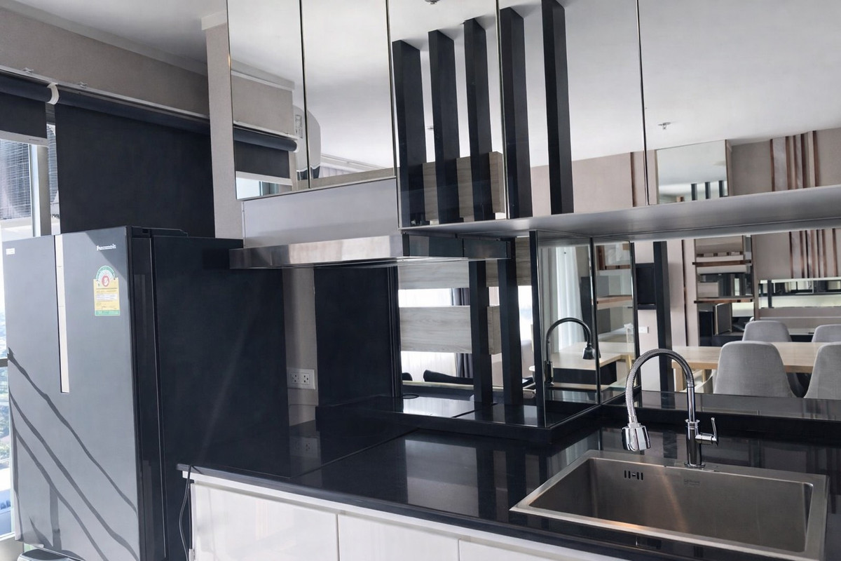 For RentCondoPattanakan, Srinakarin : For rent: Lumpini CondoTown Srinakarin – Hua Mak Station, specially decorated room, corner room, beautiful view.