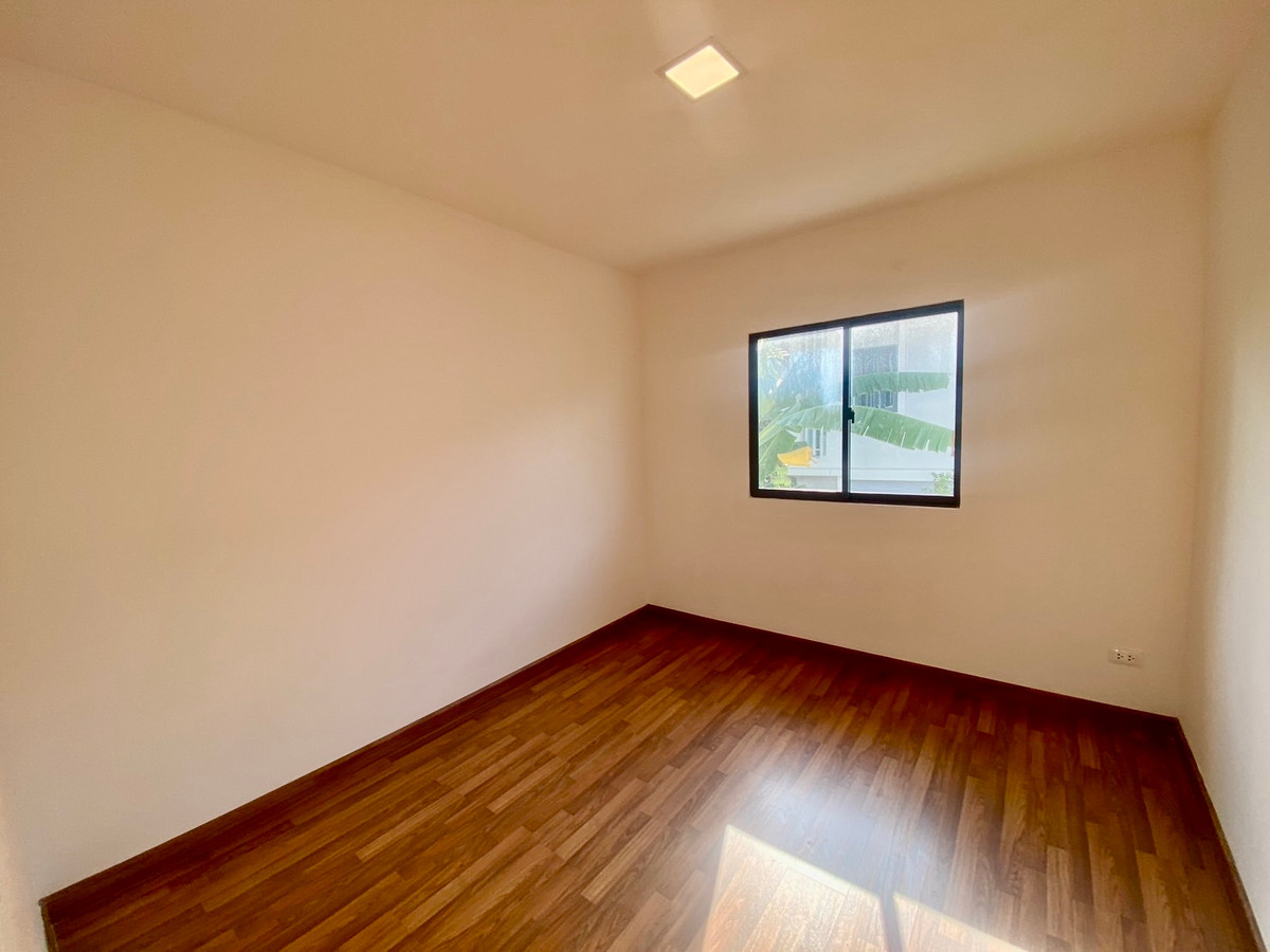 For SaleTownhomePattanakan, Srinakarin : For Sale: 2-Storey Townhome at Pruksa Ville 73 Pattanakarn 38 | Wide Frontage | Extra Space | Design It Your Way