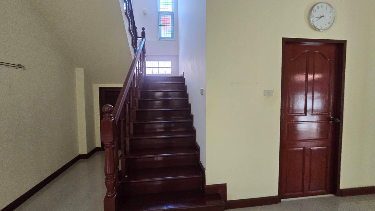 For SaleHousePathum Thani,Rangsit, Thammasat : 2-story detached house for sale, Than Mankong Village 1, Khlong Nueng, Khlong Luang, Pathum Thani, area 54.3 square wah, usable area 193 square meters, 3 bedrooms, 3 bathrooms, parking for 2 cars in the house.