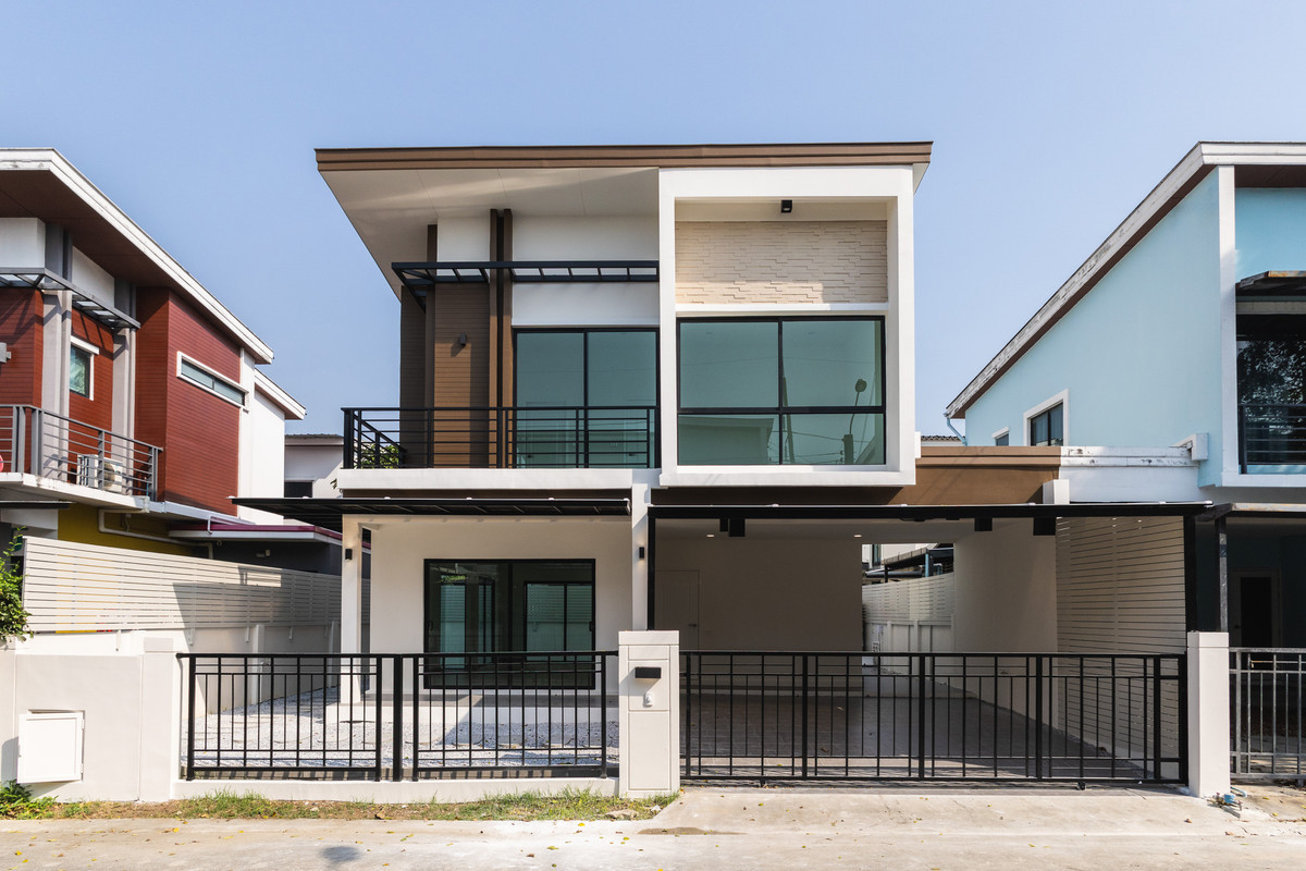 For SaleHouseLadkrabang, Suwannaphum Airport : 🏡 Single house completely renovated. Location: On Nut - Rama 9, Pruksa Town Next On Nut-Rama 9