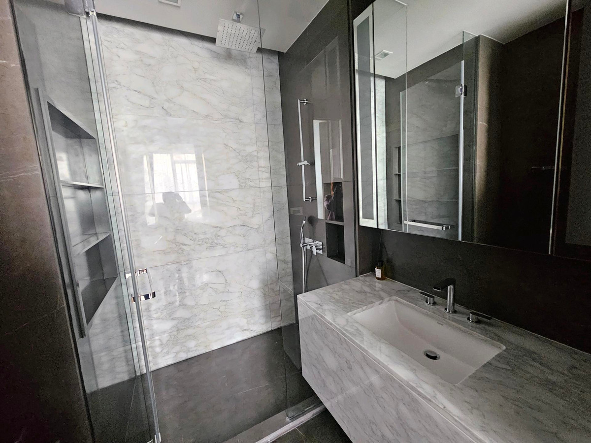 For RentCondoSukhumvit, Asoke, Thonglor : Very beautifully decorated room for rent, 2 bedrooms, 3 bathrooms, The Bangkok Thonglor.