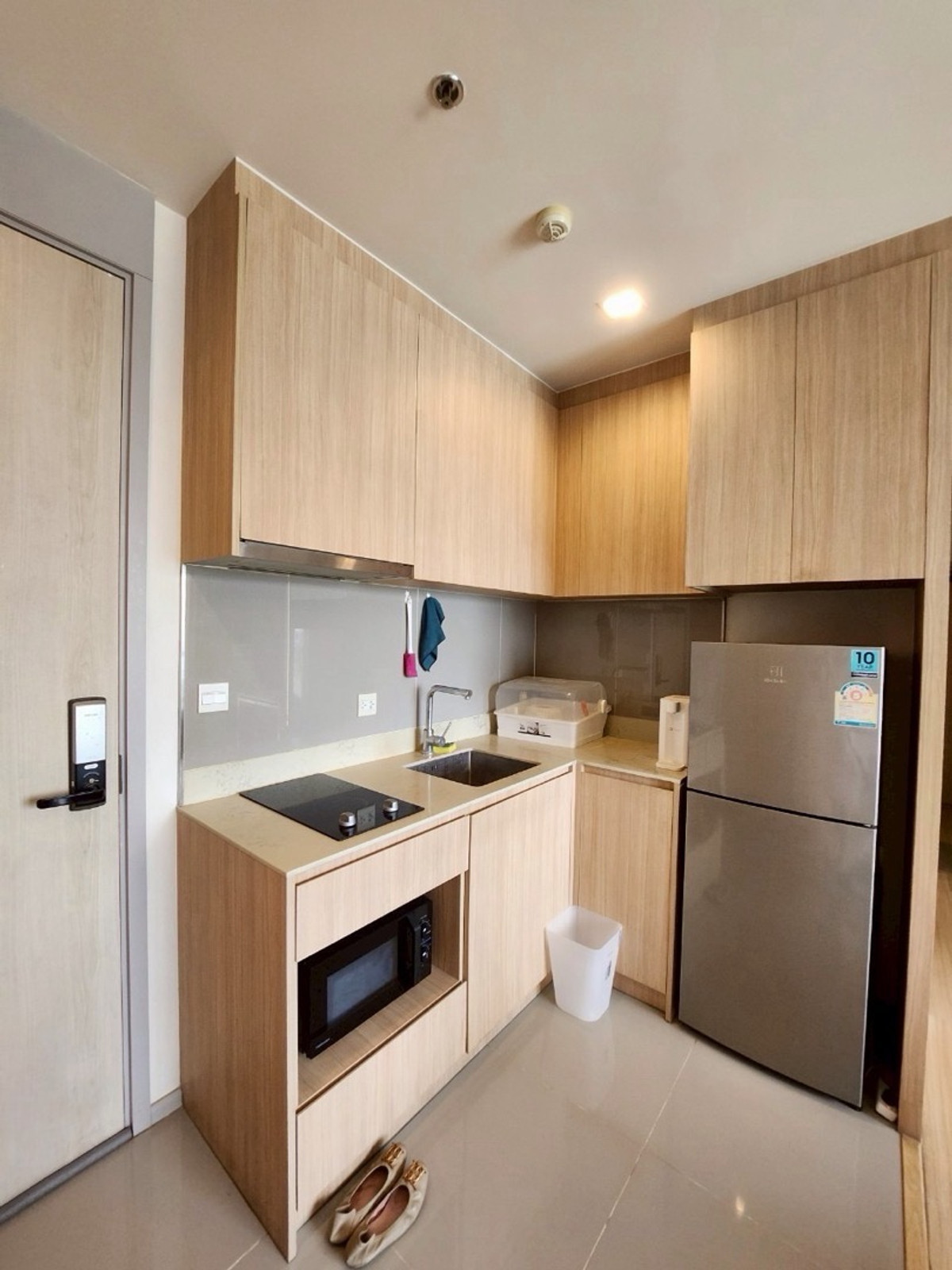 For RentCondoSapankwai,Jatujak : Condo for rent, M Chatuchak, 2 bedrooms, Pet friendly, only 35,000 baht per month, ready to move in.