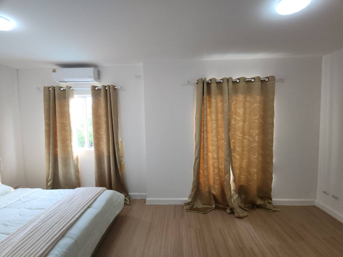 For RentTownhomeRama 2, Bang Khun Thian : Townhome for rent, Pruksa Ville 53/2, near Lotus Rama 2, only 8 minutes.