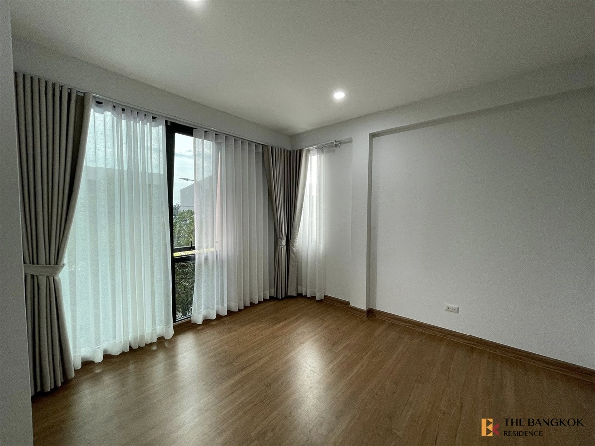 For RentHouseOnnut, Udomsuk : Baan Klang Muang The Edition Sukhumvit-Onnut 🏡 Fully furnished home, move-in ready, in a peaceful and private atmosphere 🌿