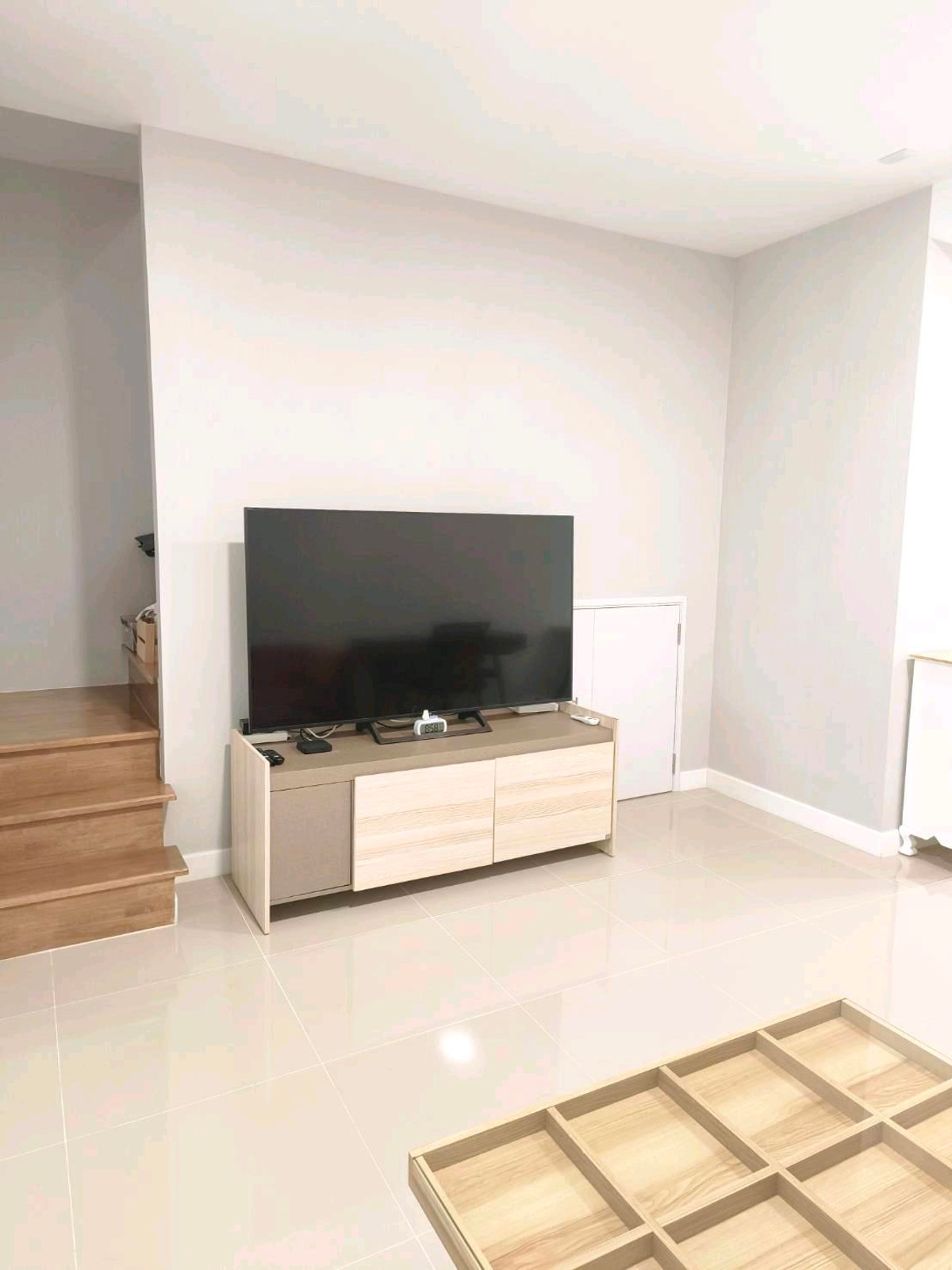 ขายทาวน์โฮมมีนบุรี-ร่มเกล้า : ✨ ขายด่วน! ทาวน์โฮม 3 ชั้น
"พาทิโอ รามคำแหง-วงแหวน" สภาพนางฟ้า ฟรีเฟอร์นิเจอร์ พร้อมอยู่ ทำเลศักยภาพใกล้รถไฟฟ้า ✨