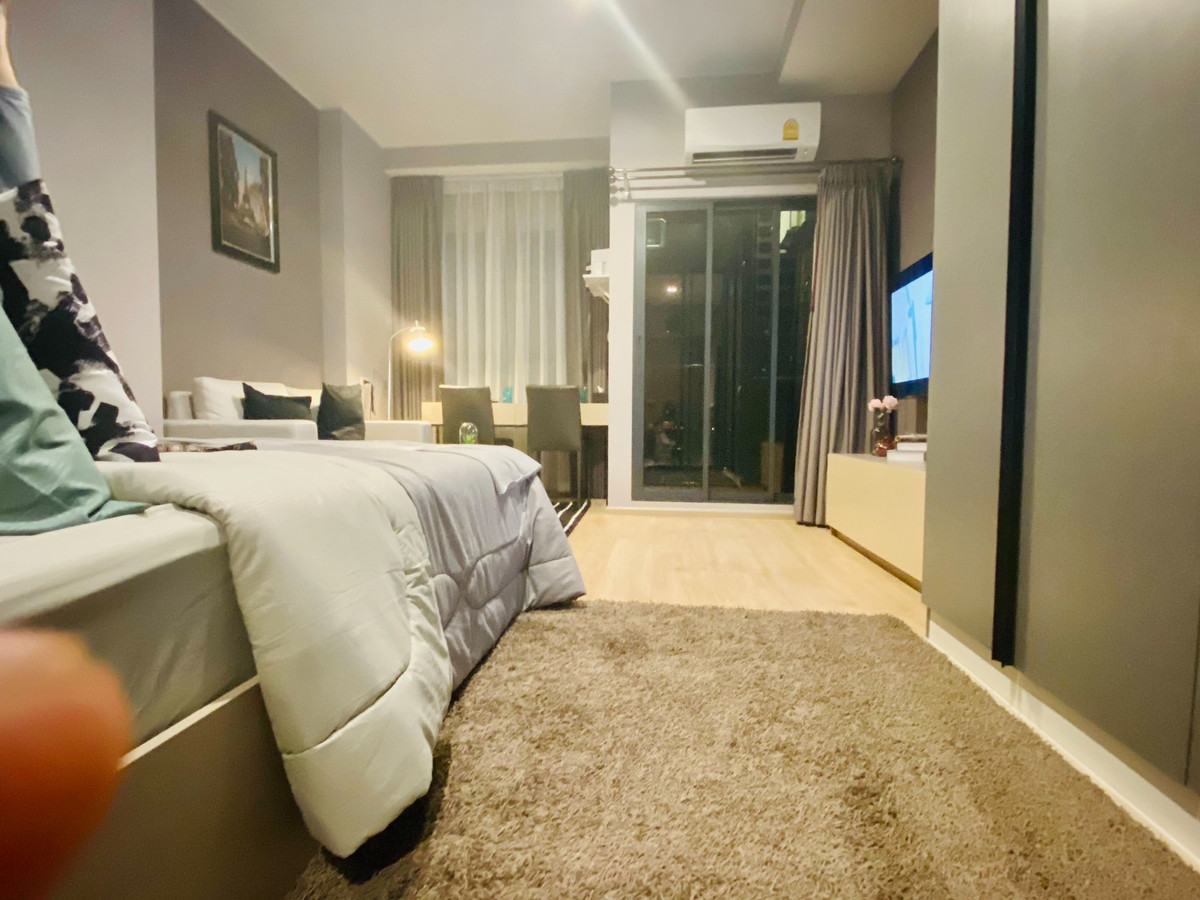 For RentCondoRama9, Petchburi, RCA : For rent✨Condo near MRT Rama 9: IDEO New Rama 9: near Airport Link, convenient travel into the city/to the airport.