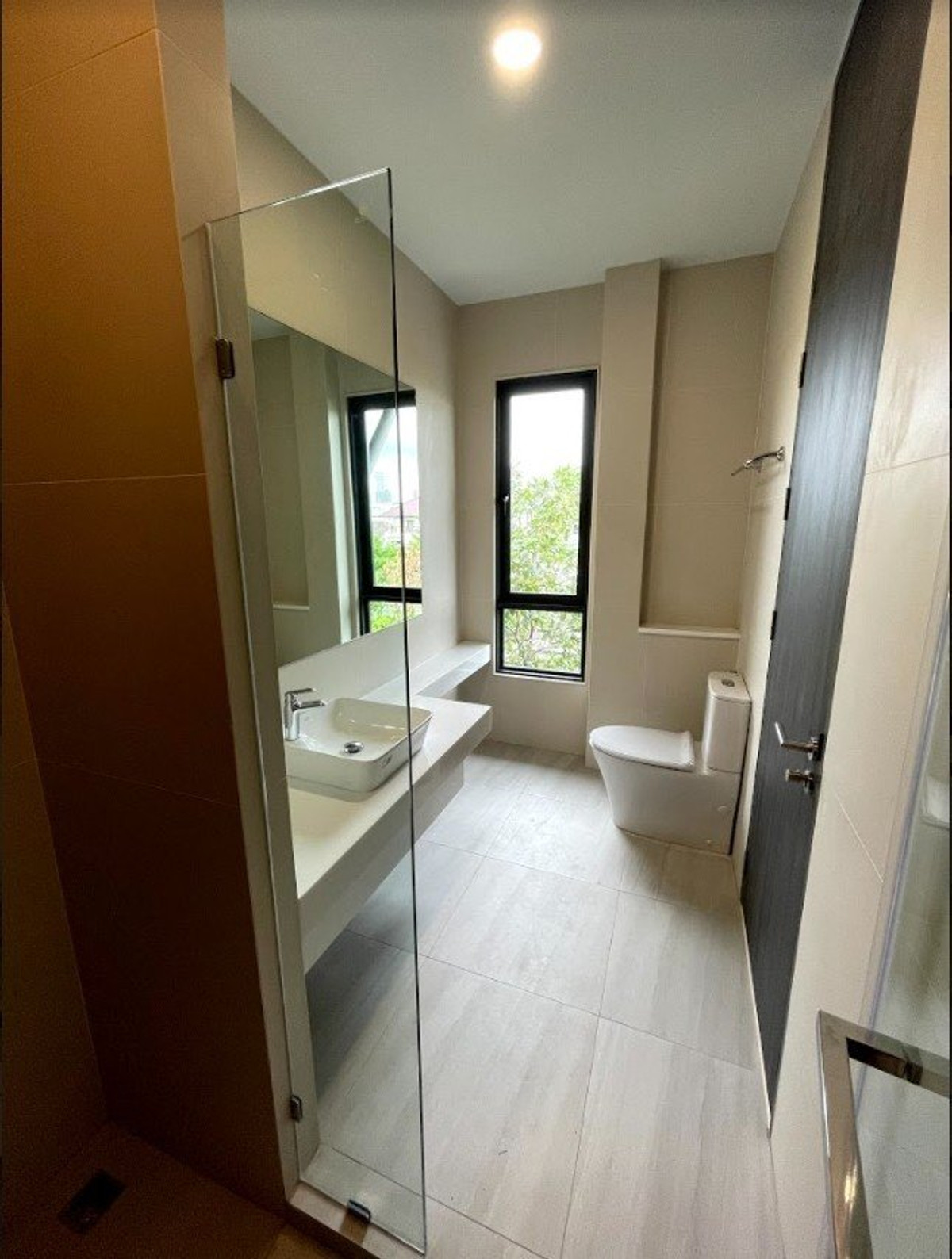 HouseSukhumvit, Asoke, Thonglor : For Sale / Rent – Modern 3-Storey Single House with Private Pool | Sukhumvit 71