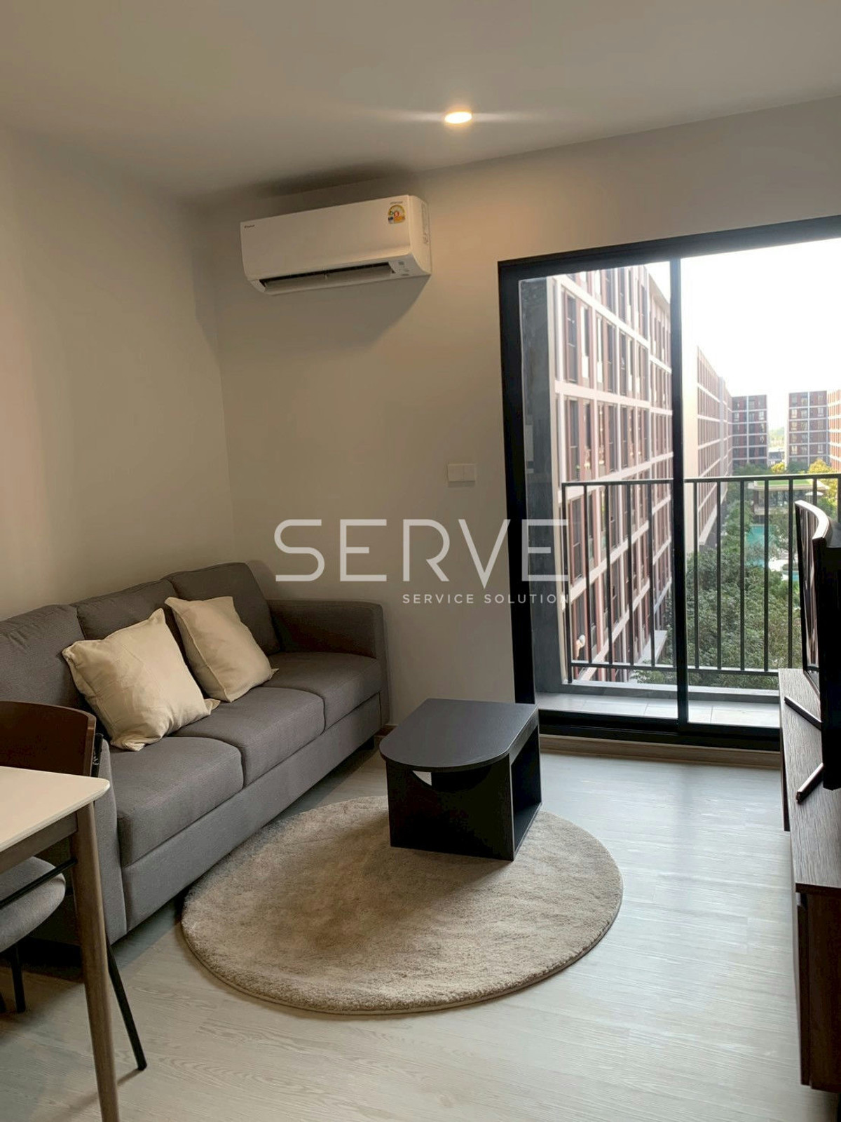 ให้เช่าคอนโดปทุมธานี รังสิต ธรรมศาสตร์ : 2 นอน 46.38 ตร.ม. ห้องสวย เฟอร์ฯ ครบ กับคอนโดใหม่ ทำเลดี ติด BTS คูคต 100 ม. ที่ Nue Core Khu Khot Station / ให้เช่าคอนโด