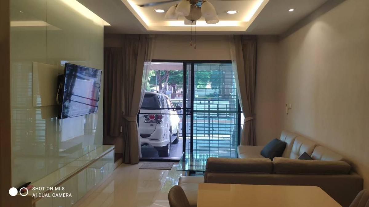 ขายทาวน์โฮมท่าพระ ตลาดพลู วุฒากาศ : 28/02/2026, บ้านเดี่ยว 3 ห้องนอน พร้อมพื้นที่กว้าง ใจกลางทำเลทอง เช่า 18,000 บาท/เดือน ขาย 4.19 ล้าน ใกล้ BTS ท่าพระ