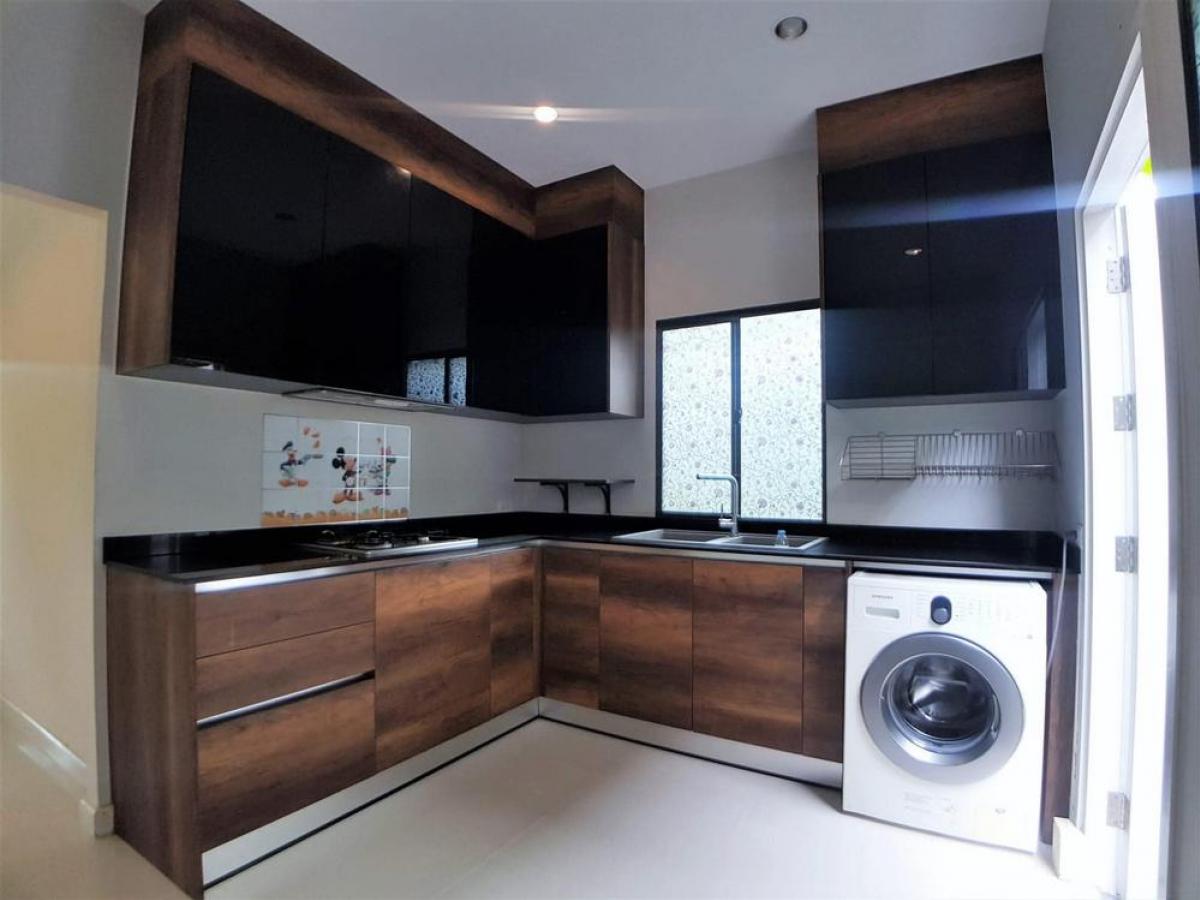 ขายบ้านพัฒนาการ ศรีนครินทร์ : 28/02/2026, บ้านมุมใหญ่สุดในโครงการ The Plant Exclusique พัฒนาการ 
3 ห้องนอน 4 ห้องน้ำ สุดส่วนตัว ราคาขาย 22 ล้านเท่านั้น!