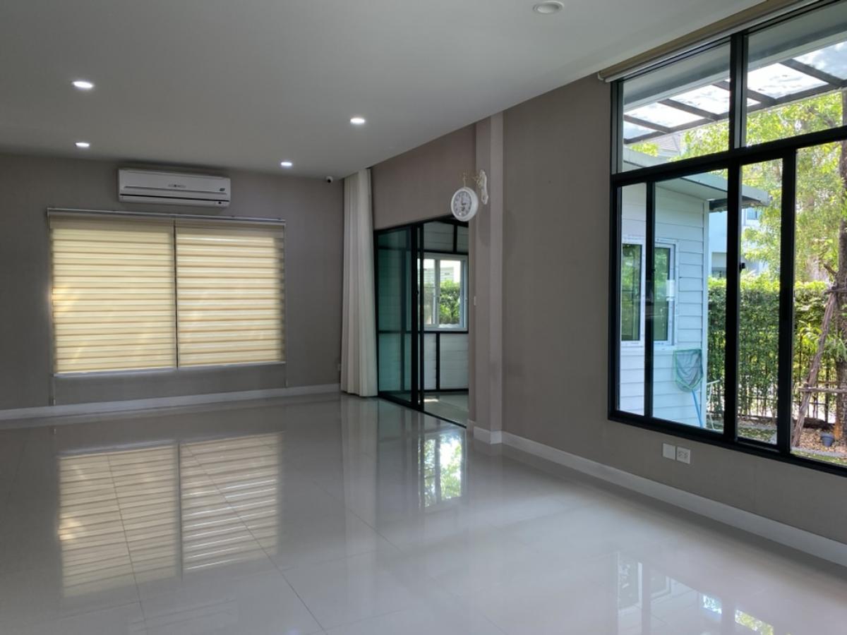 ขายบ้านพัฒนาการ ศรีนครินทร์ : 28/02/2026, บ้านหรู 4 ห้องนอน ย่านพัฒนาการ พร้อมพื้นที่สวนส่วนตัว 
Setthasiri Pattanakarn ราคาพิเศษ 14.9 ล้าน บาท