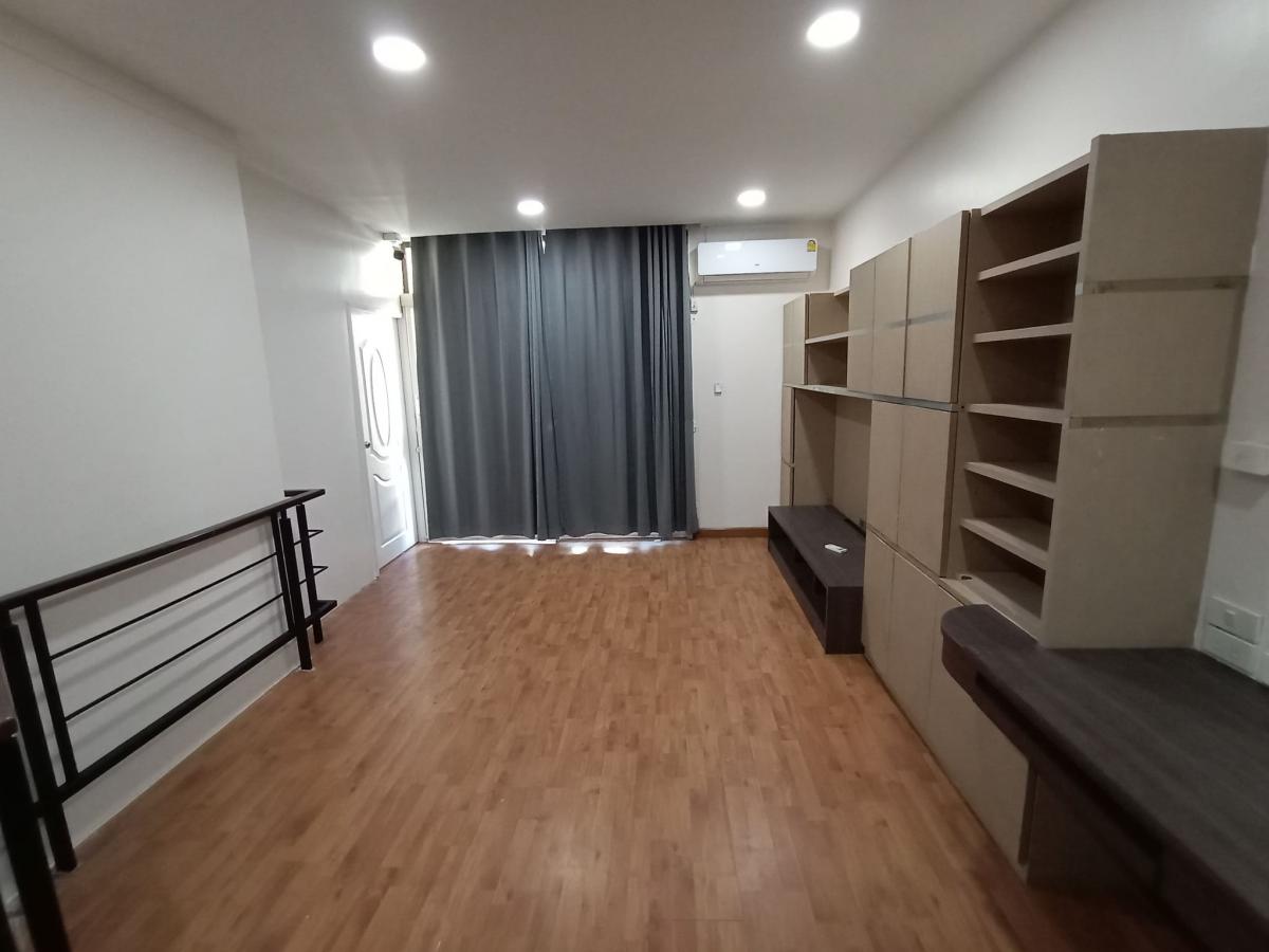 ขายทาวน์โฮมพระราม 3 สาธุประดิษฐ์ : 28/02/2026, บ้านเดี่ยว 3 นอน 4 น้ำ ทำเลใจกลางพระราม 3 เช่าเพียง 30,000 บ./ด. หรือซื้อย่านสาทรในราคา 9.5 ลบ.