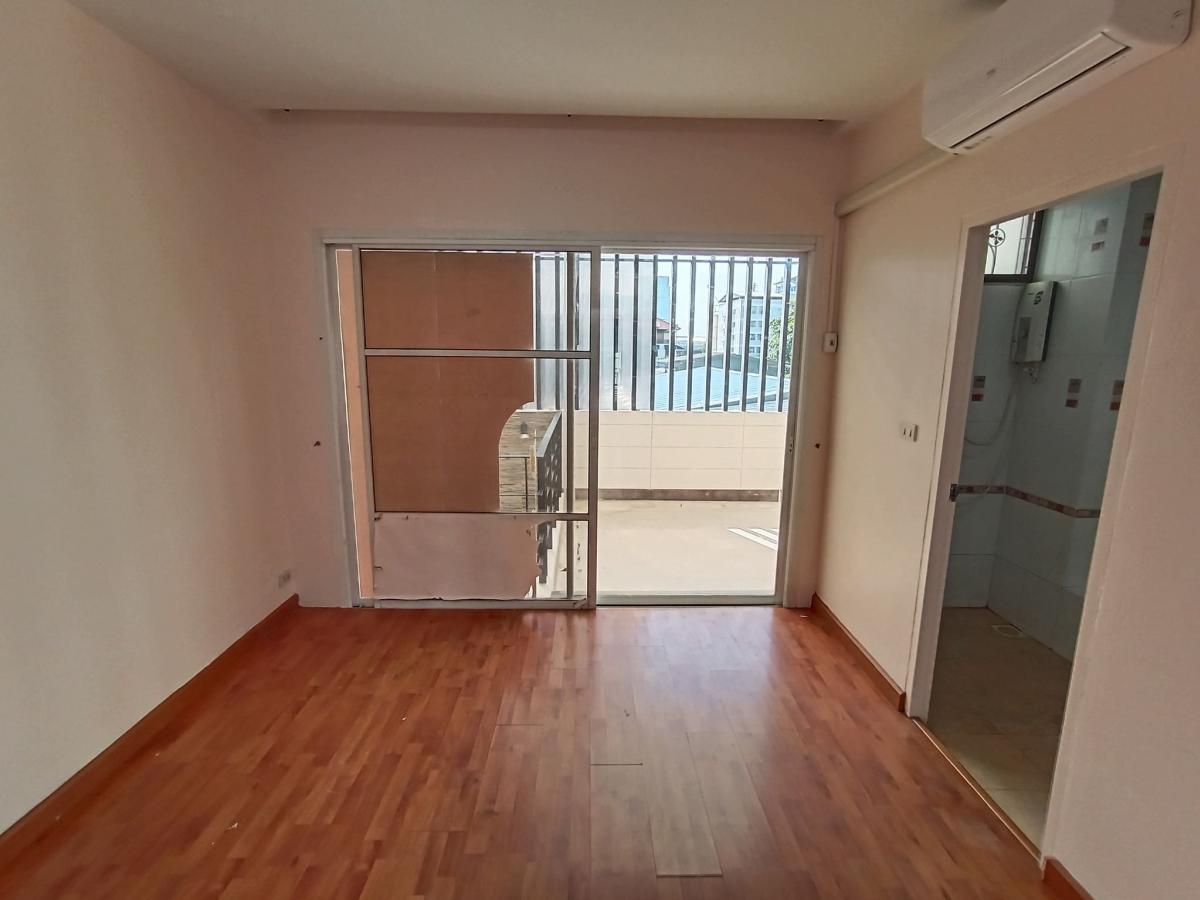 ขายทาวน์โฮมพระราม 3 สาธุประดิษฐ์ : 28/02/2026, บ้านเดี่ยว 3 นอน 4 น้ำ ทำเลใจกลางพระราม 3 เช่าเพียง 30,000 บ./ด. หรือซื้อย่านสาทรในราคา 9.5 ลบ.