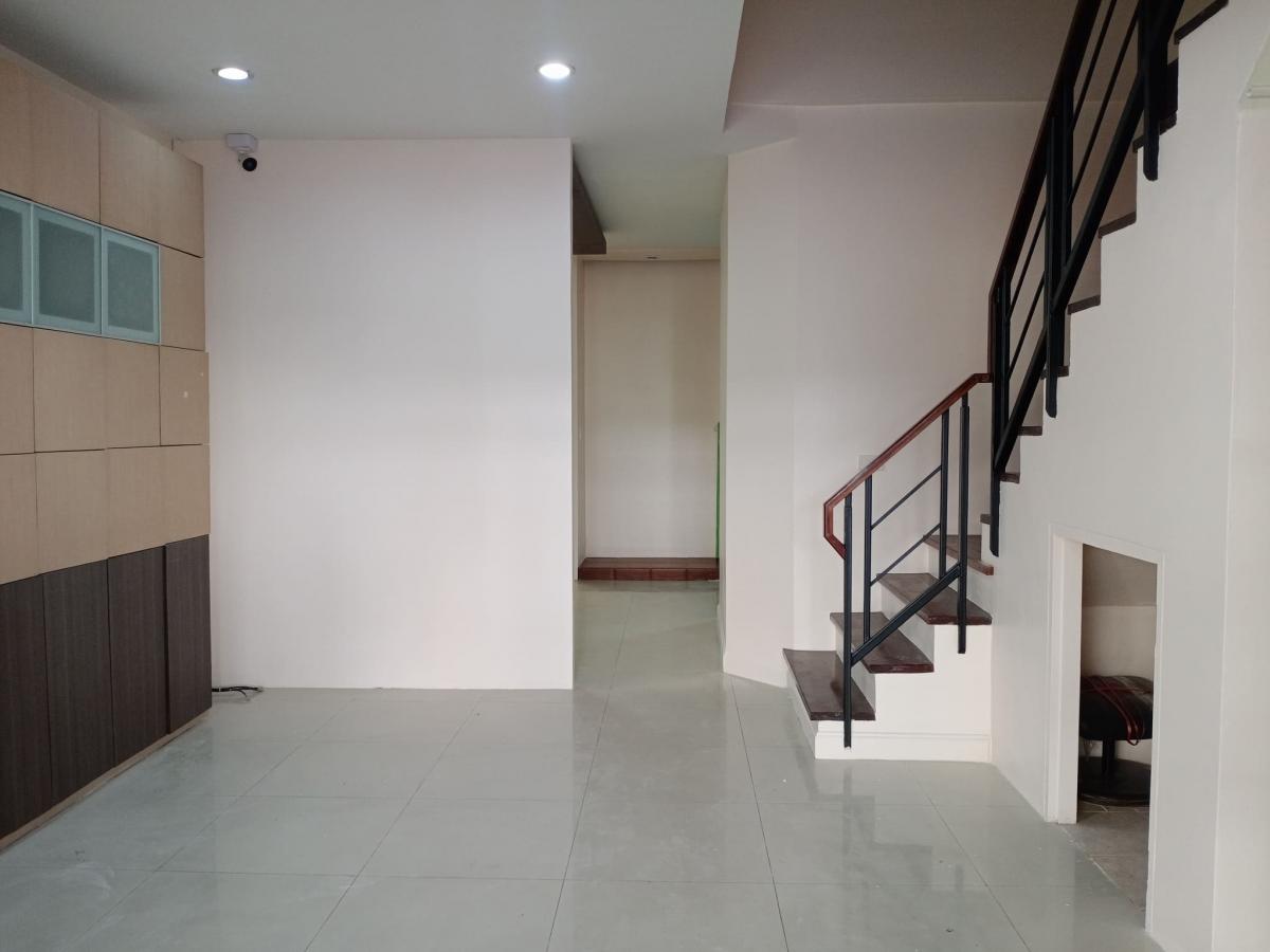 ขายทาวน์โฮมพระราม 3 สาธุประดิษฐ์ : 28/02/2026, บ้านเดี่ยว 3 นอน 4 น้ำ ทำเลใจกลางพระราม 3 เช่าเพียง 30,000 บ./ด. หรือซื้อย่านสาทรในราคา 9.5 ลบ.