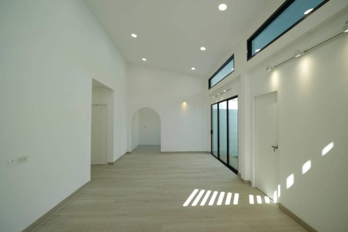 ขายบ้านอ่อนนุช อุดมสุข : 28/02/2026, บ้านเดี่ยว 3 ห้องนอน 168 ตรม. พร้อมที่ดิน 50 ตร.วา ใกล้ On Nut 
ราคาขายเพียง 5.89 ล้าน ลงทุนดี เดินทางสะดวก!