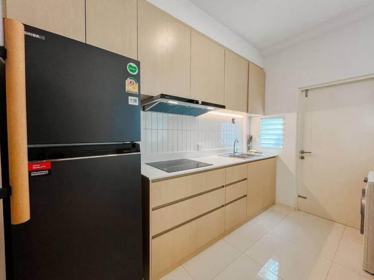 ให้เช่าทาวน์โฮมบางนา แบริ่ง ลาซาล : 28/02/2026, ให้เช่า Indy 2 Bangna-Ramkhamhaeng 2 ทาวน์โฮม 3 ห้องนอน ใกล้เมกะบางนา พื้นที่กว้าง 122 ตร.ม. 20 ตร.วา จอดรถ 2 คัน เพียง 49,000 บาท/เดือน