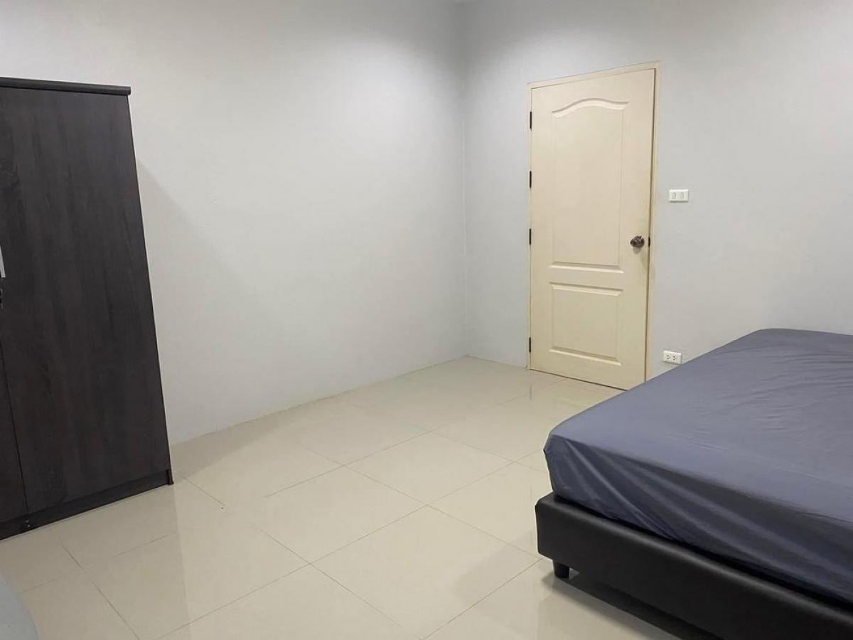 ให้เช่าบ้านอ่อนนุช อุดมสุข : 28/02/2026, บ้านเดี่ยว 3 ห้องนอน ใกล้รถไฟฟ้า อ่อนนุช 
Spacious 3-Bedroom House Near BTS Onnut – Rent Now 45,000 THB!