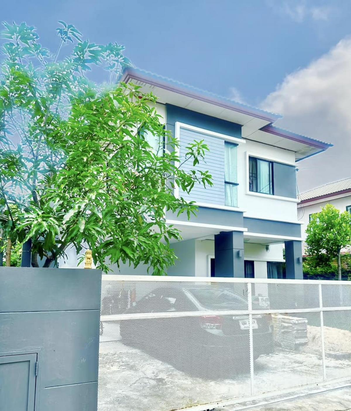 ขายบ้านปทุมธานี รังสิต ธรรมศาสตร์ : 28/02/2026, ถูกสุดในลาดสวาย บ้านเดี่ยว 3 ห้องนอน รีโนเวทใหม่ 4.49 ลบ. พร้อมยื่นกู้ฟรี 
บ้านใหม่มือ 1 ตกแต่งครบ 60 ตรว. ใกล้เมือง ผ่อนสบาย 15,000.- เริ่มวันนี้!