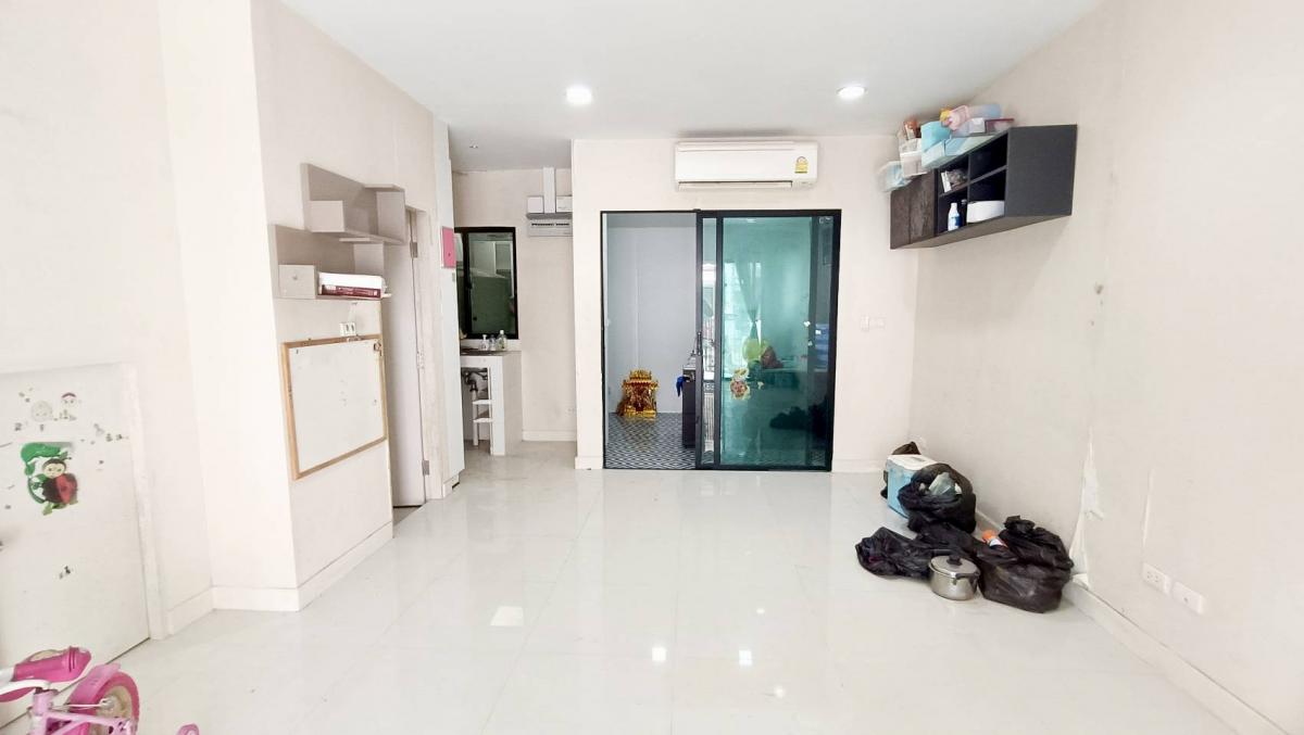 ขายทาวน์โฮมท่าพระ ตลาดพลู วุฒากาศ : 28/02/2026, บ้านแปลงมุม 3 ห้องนอน กว้างขวาง ราคาถูกที่สุดในโครงการ บ้านกลางเมืองกัลปพฤกษ์ ทำเลดี ใกล้รถไฟฟ้า พร้อมสวน สระว่ายน้ำครบ