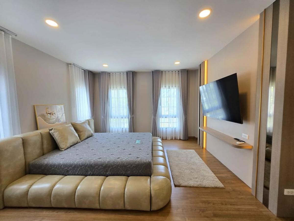 ขายบ้านบางนา แบริ่ง ลาซาล : 28/02/2026, บ้านเดี่ยวพรีเมี่ยม Centro Bangna 2 ใกล้ Mega Bangna เพียง 19.5 ล้าน 
เช่าลดพิเศษ 165,000 บาท/เดือน พื้นที่กว้าง พร้อมสวนรอบบ้าน