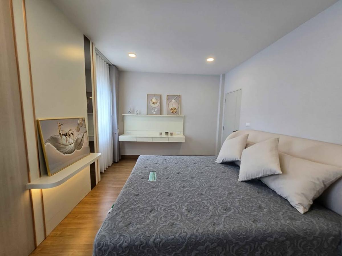 ขายบ้านบางนา แบริ่ง ลาซาล : 28/02/2026, บ้านเดี่ยวพรีเมี่ยม Centro Bangna 2 ใกล้ Mega Bangna เพียง 19.5 ล้าน 
เช่าลดพิเศษ 165,000 บาท/เดือน พื้นที่กว้าง พร้อมสวนรอบบ้าน